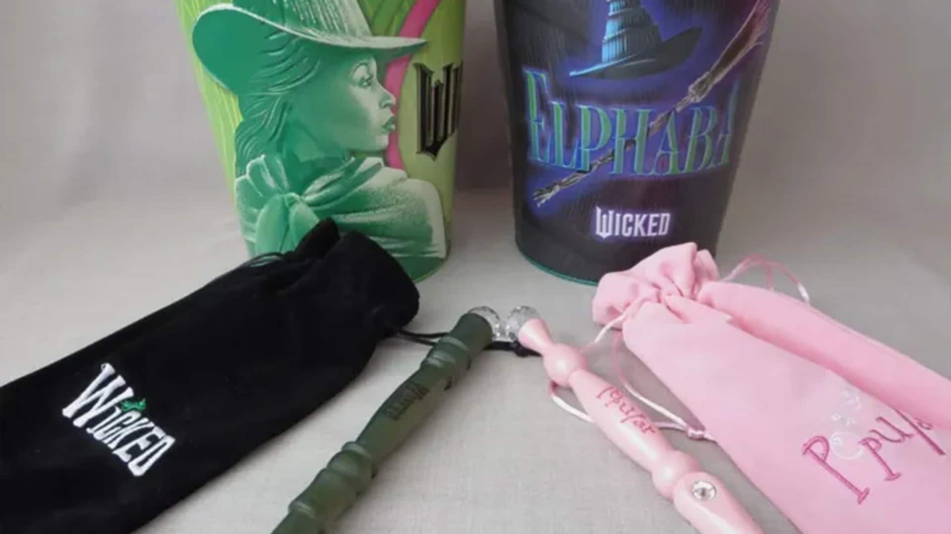 Koleksi merchandise Hollywood yang dicari penggemar Indonesia