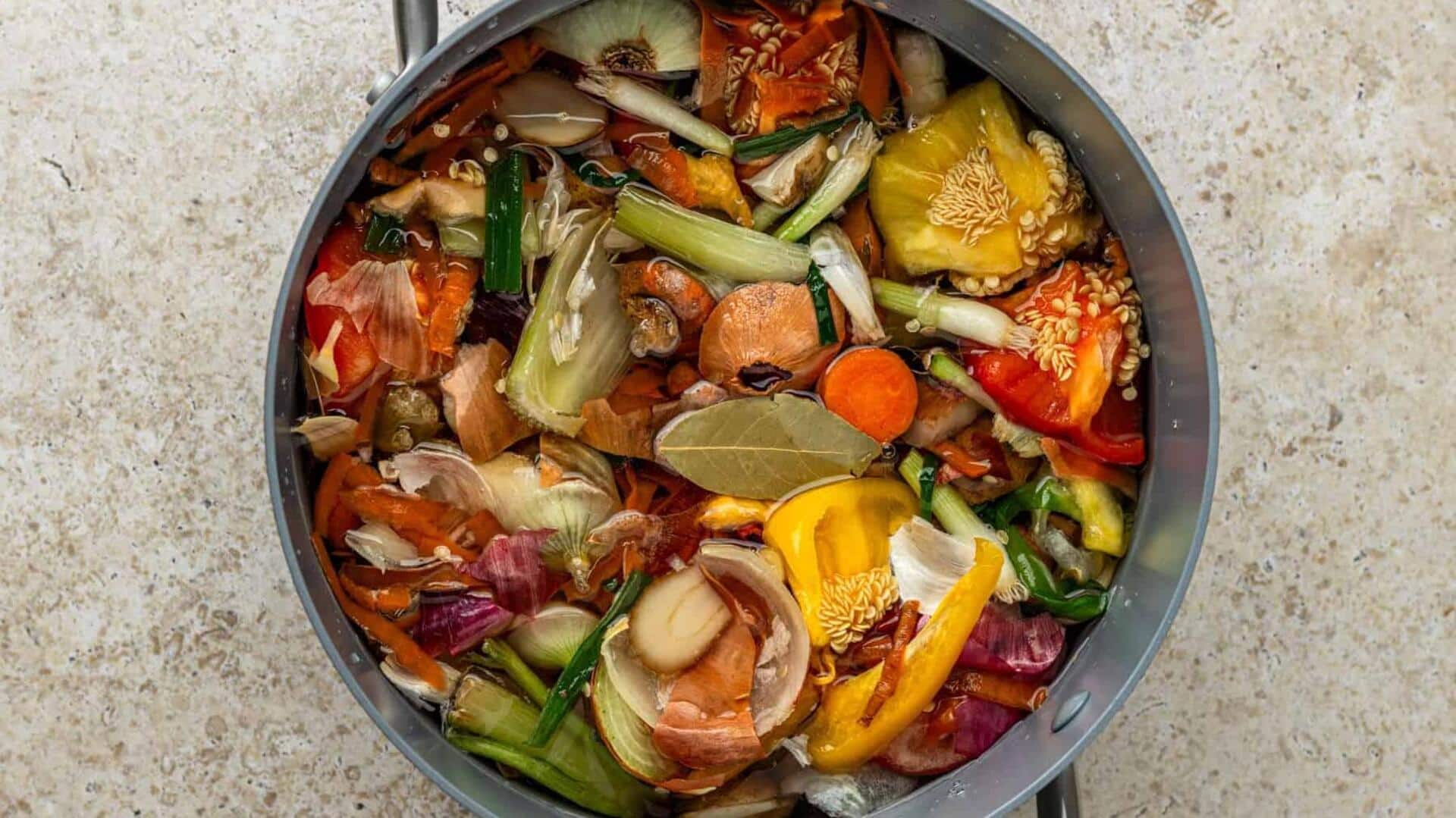 Kurangi Limbah Dapur Anda dengan Resep Kaldu Vegan Lezat Ini Kurangi Limbah Dapur Anda dengan Resep Kaldu Vegan Lezat Ini