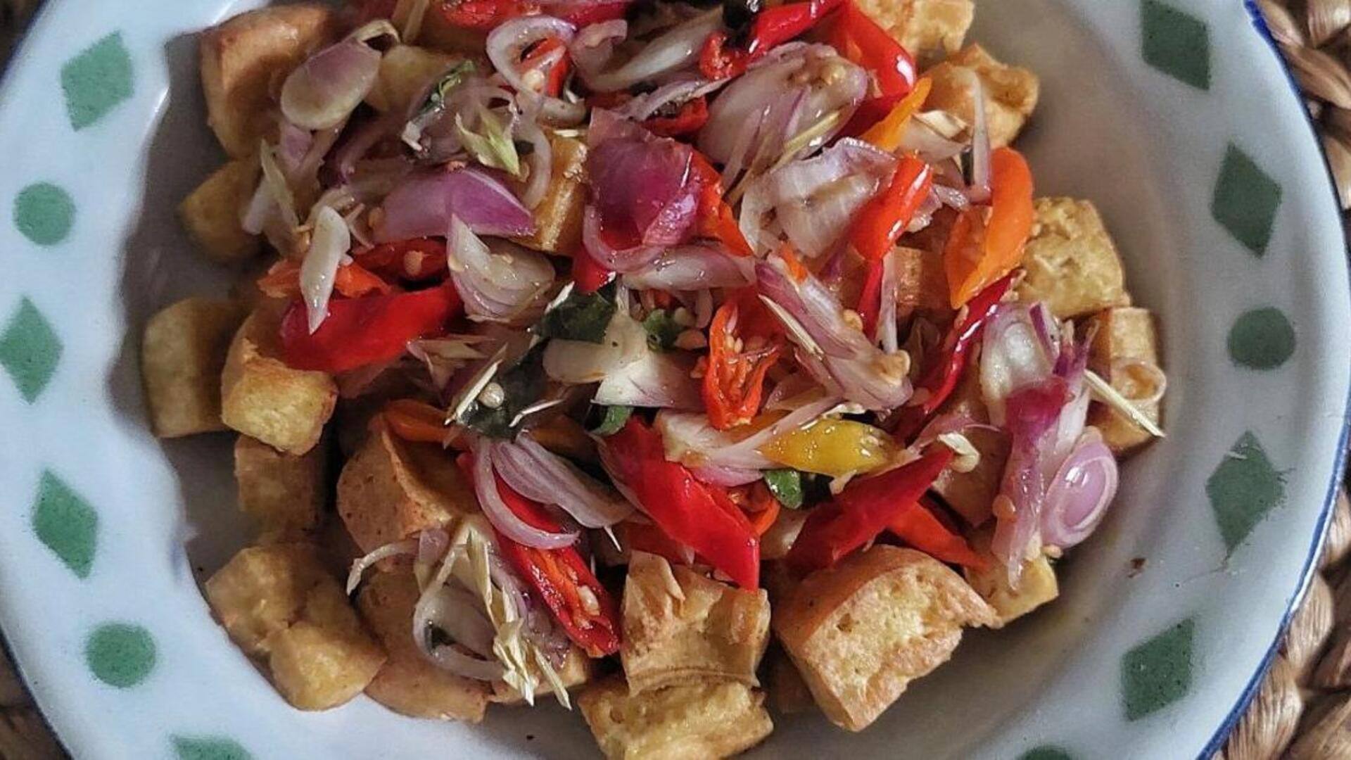 Mencicipi Kelezatan Tahu Goreng Bali