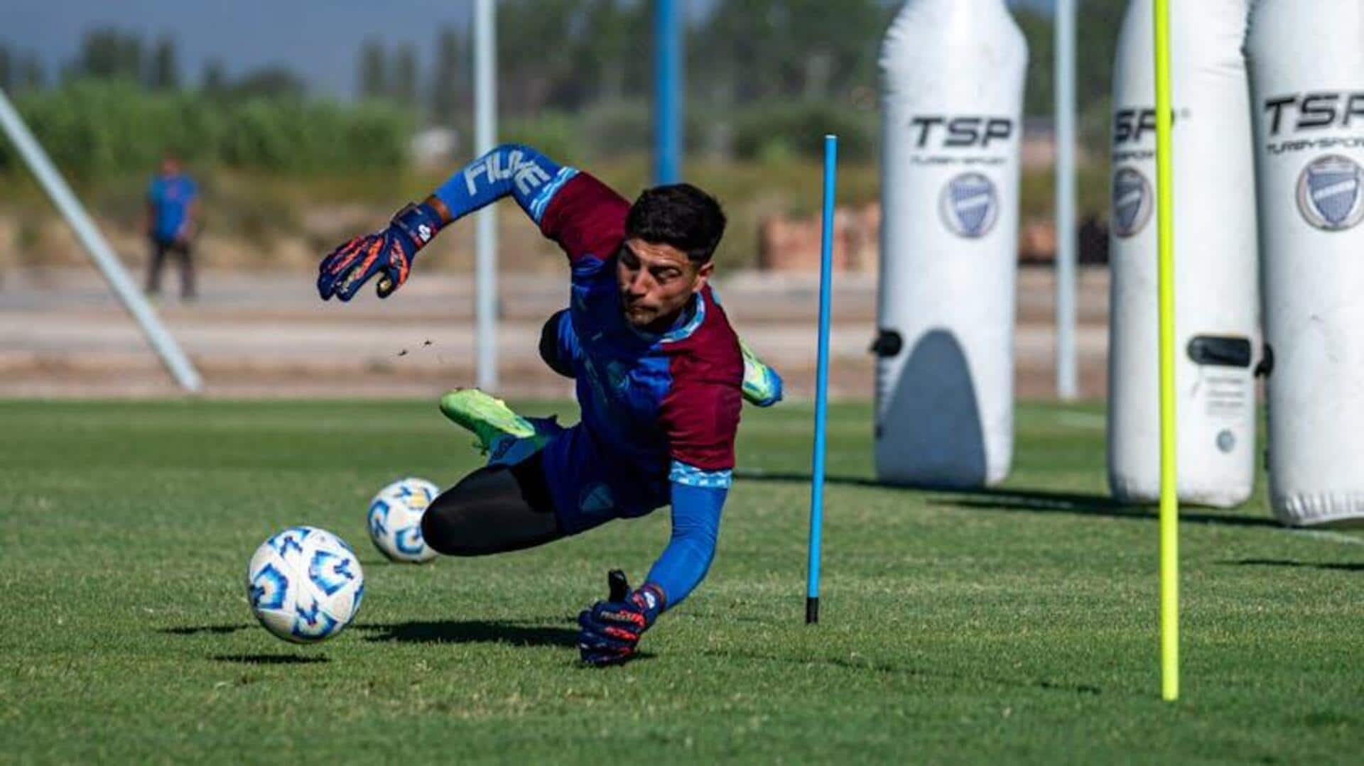 Sarung tangan kiper: Fitur penting yang harus diketahui pemain