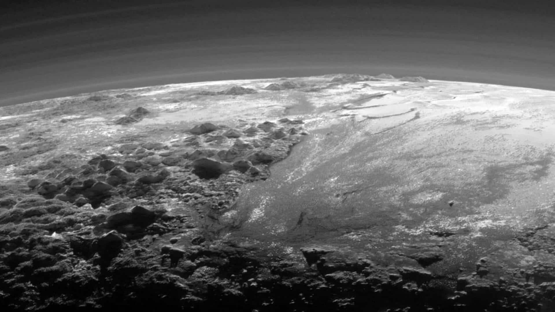 Laut Tersembunyi di Pluto yang Menarik Perhatian Para Ilmuwan
