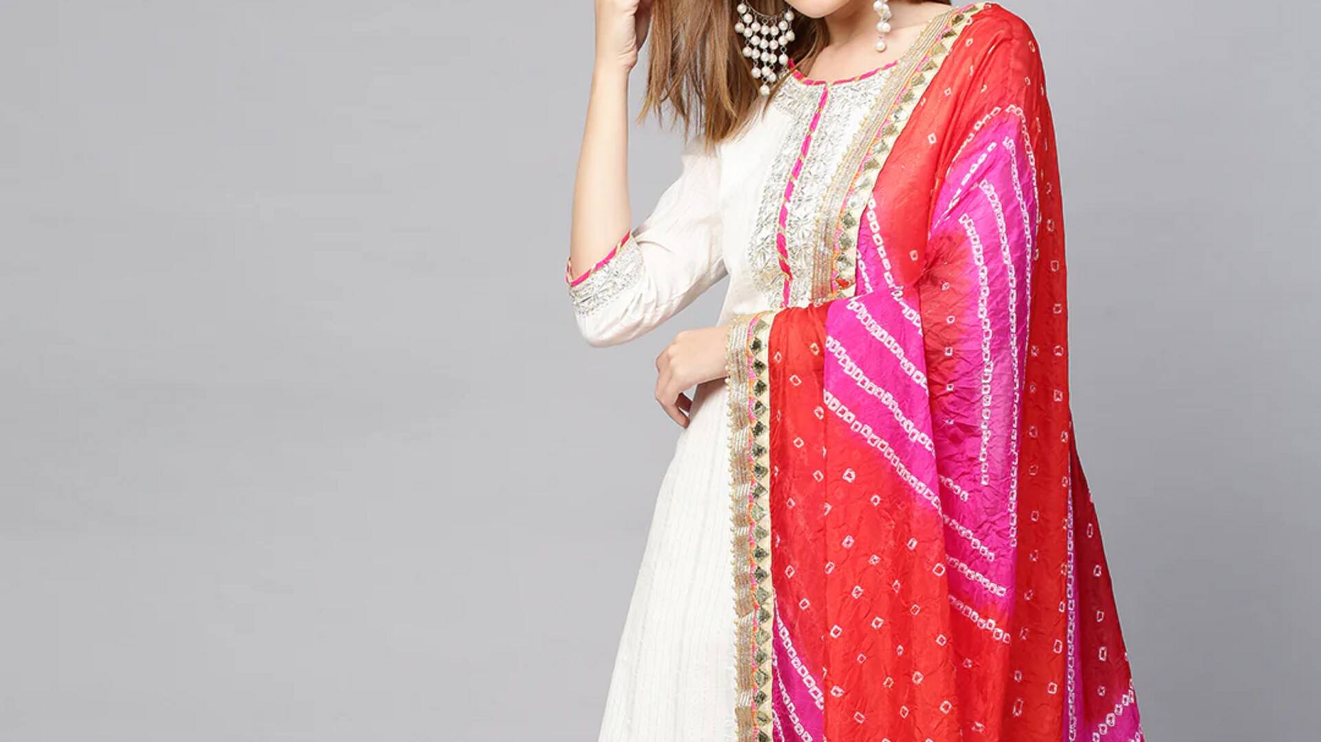 Mengungkap teknik pewarnaan kuno dalam fesyen India modern