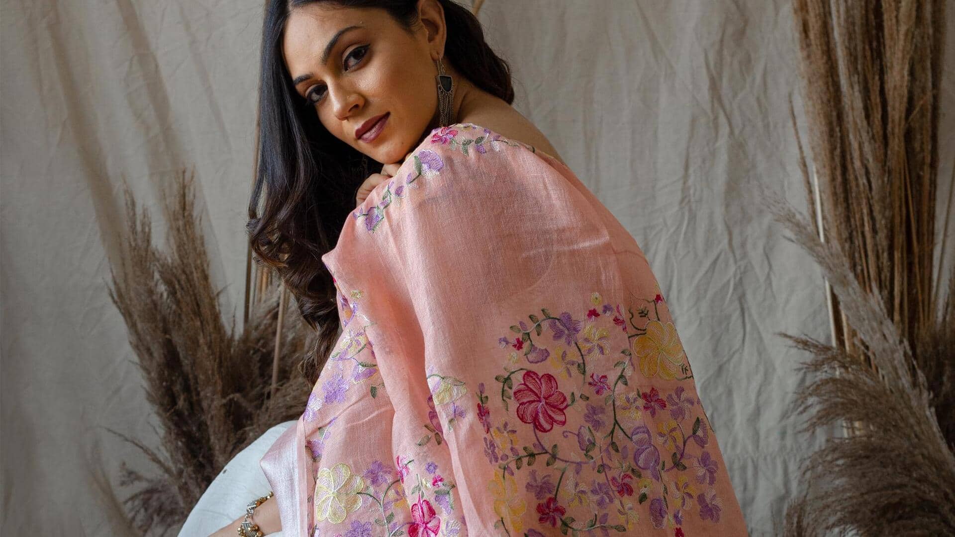 Kembalikan pesona tradisional dengan dupatta bordir