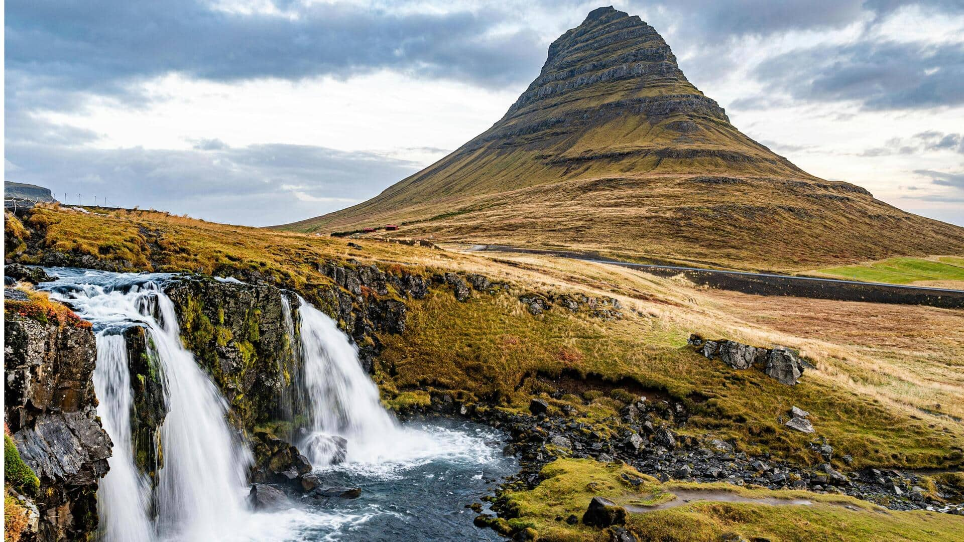 Pakaian Tradisional Islandia