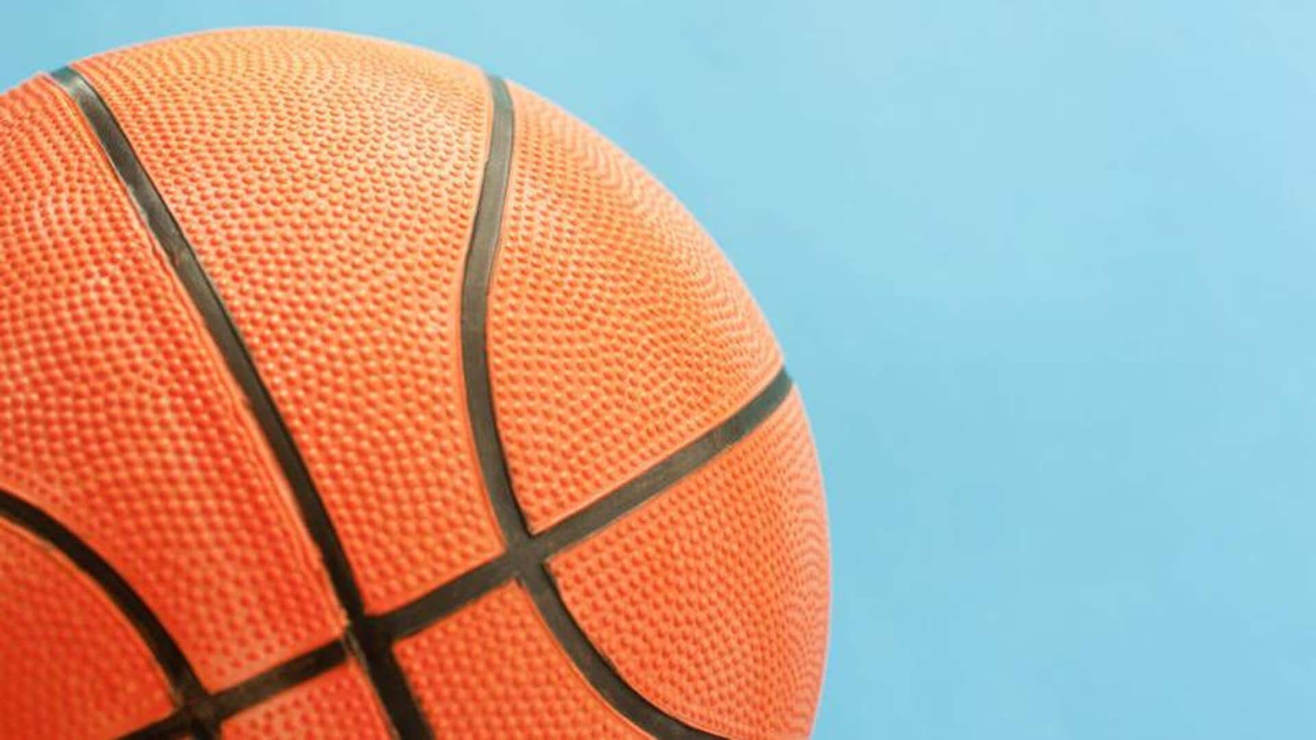 Mengapa bola basket memiliki tekstur kerikil yang khas? Mengapa bola basket memiliki tekstur kerikil yang khas?