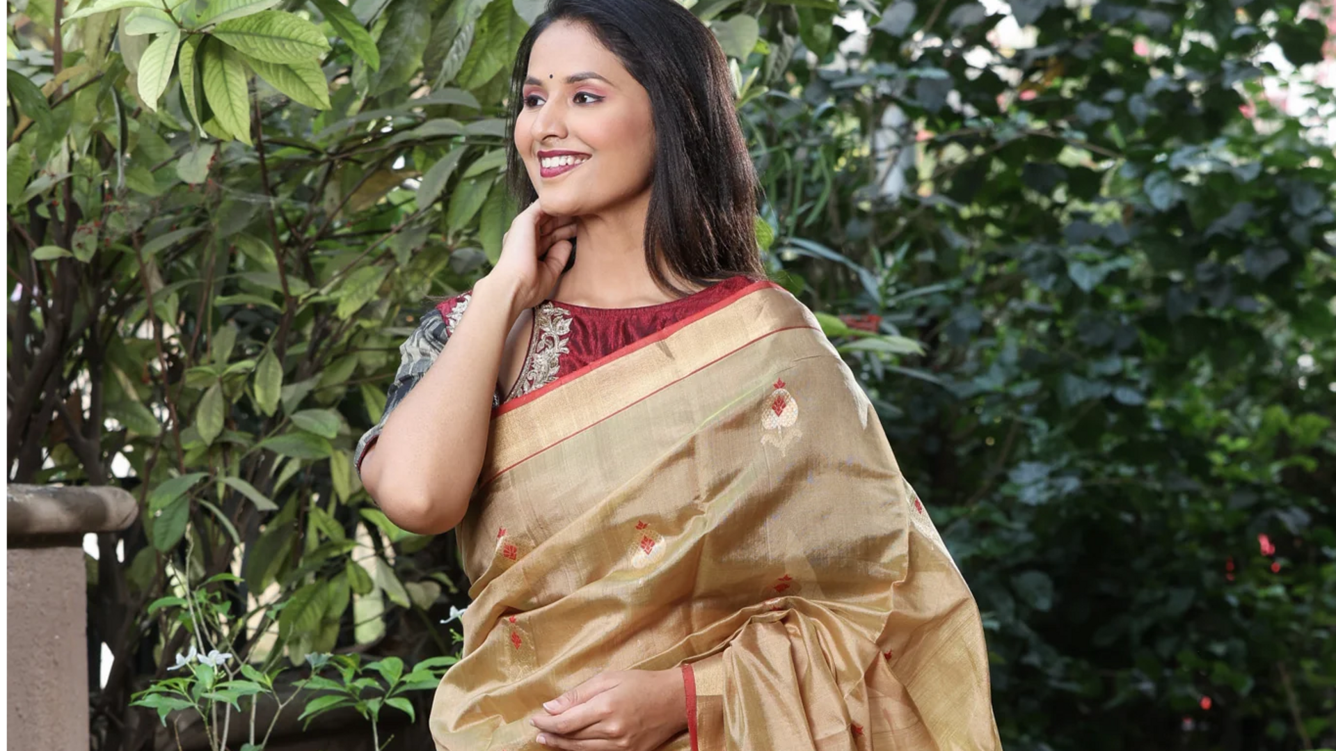 Kain tradisional India untuk siluet modern