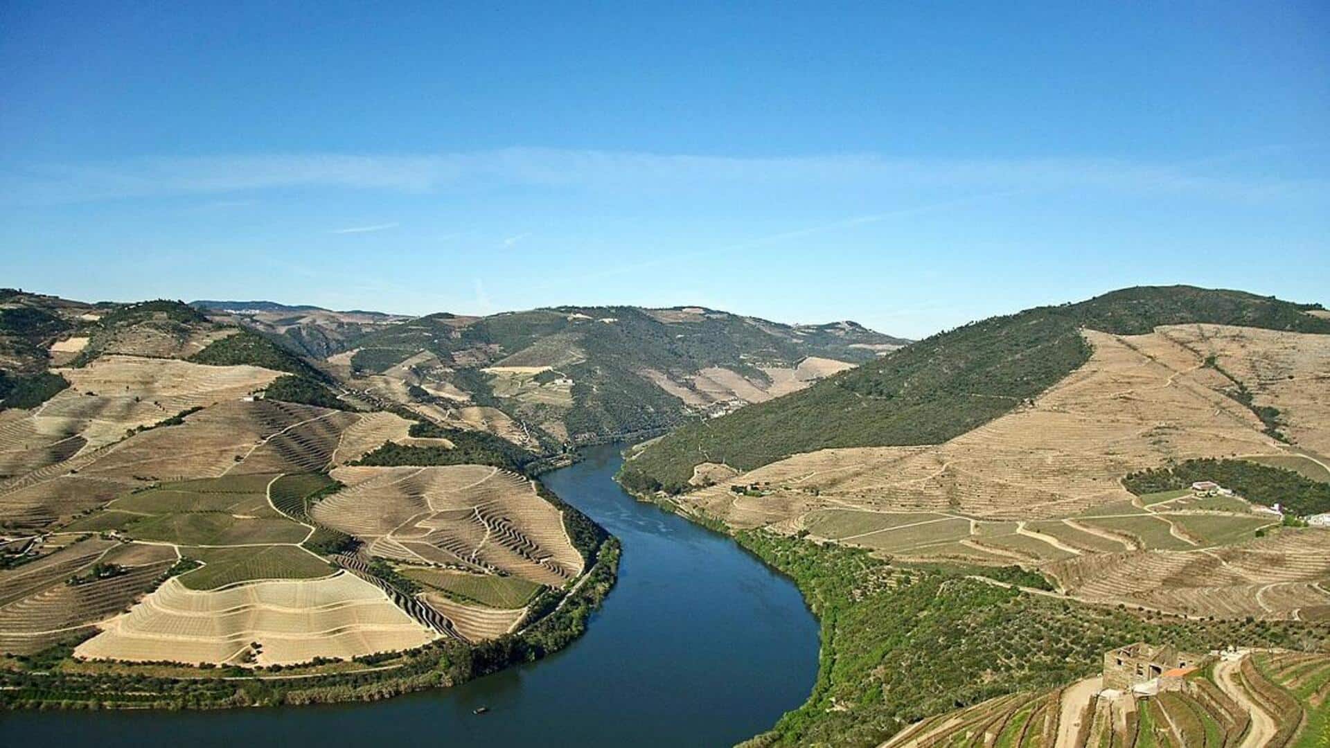 Mendaki Lembah-Lembah Tersembunyi di Portugal