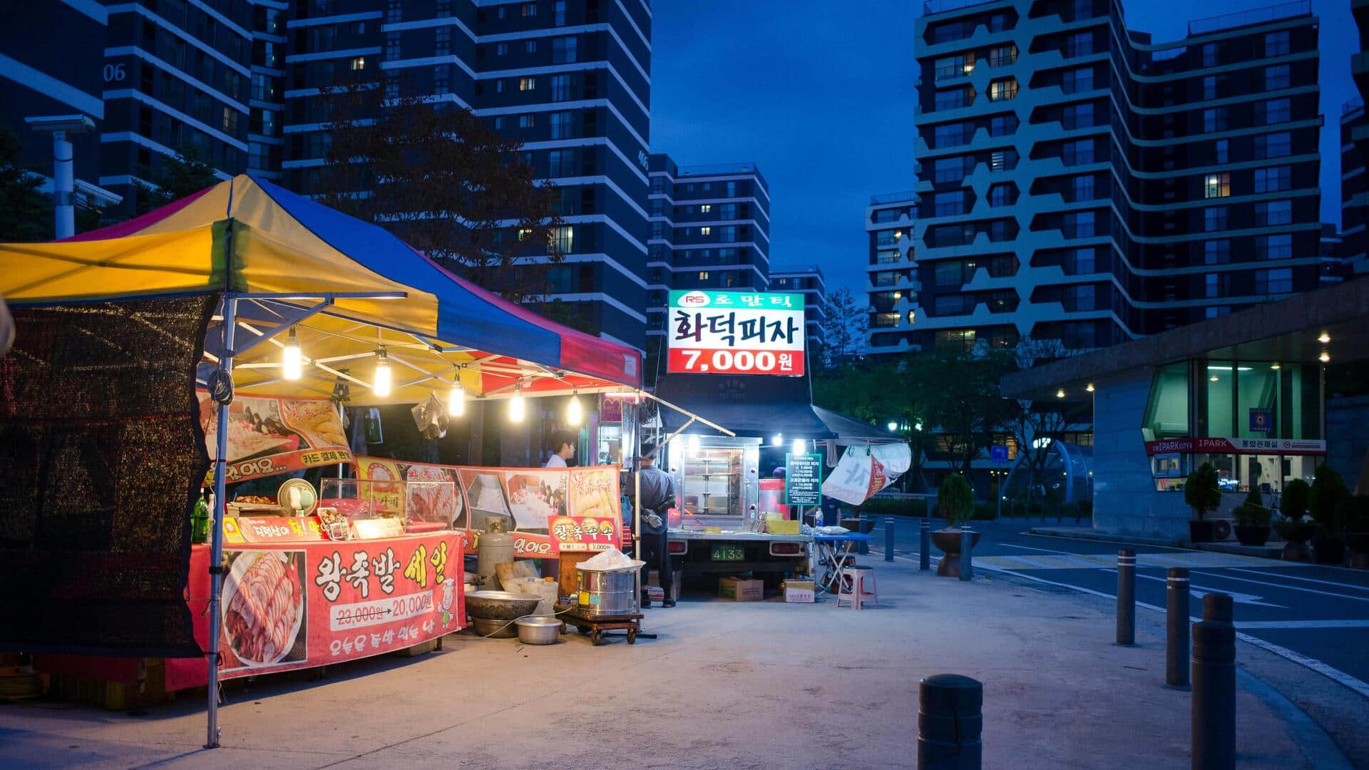 Lima Tempat Makanan Jalanan Ikonik di Seoul