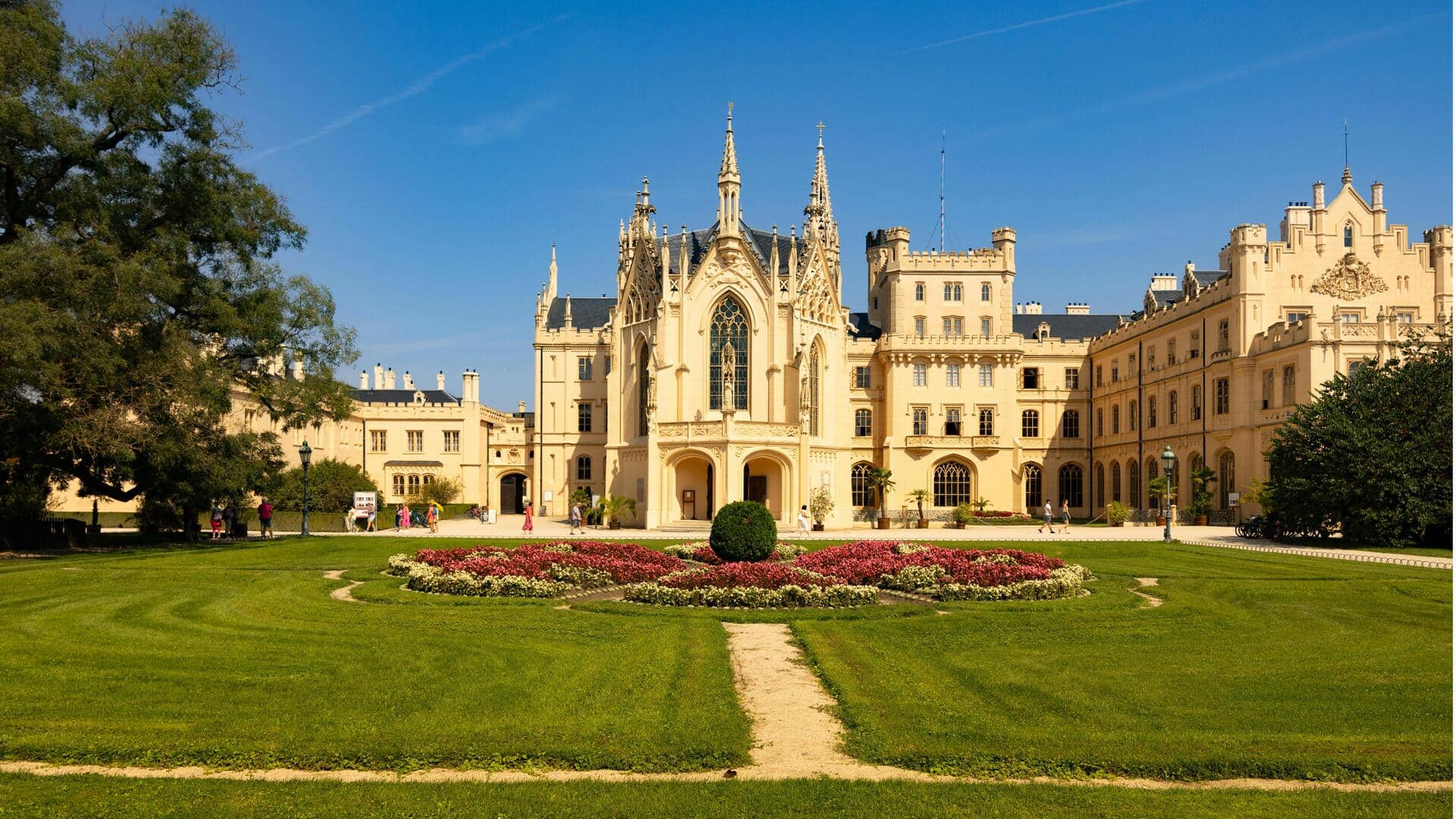 Lima Taman Kastel Terindah di Republik Ceko