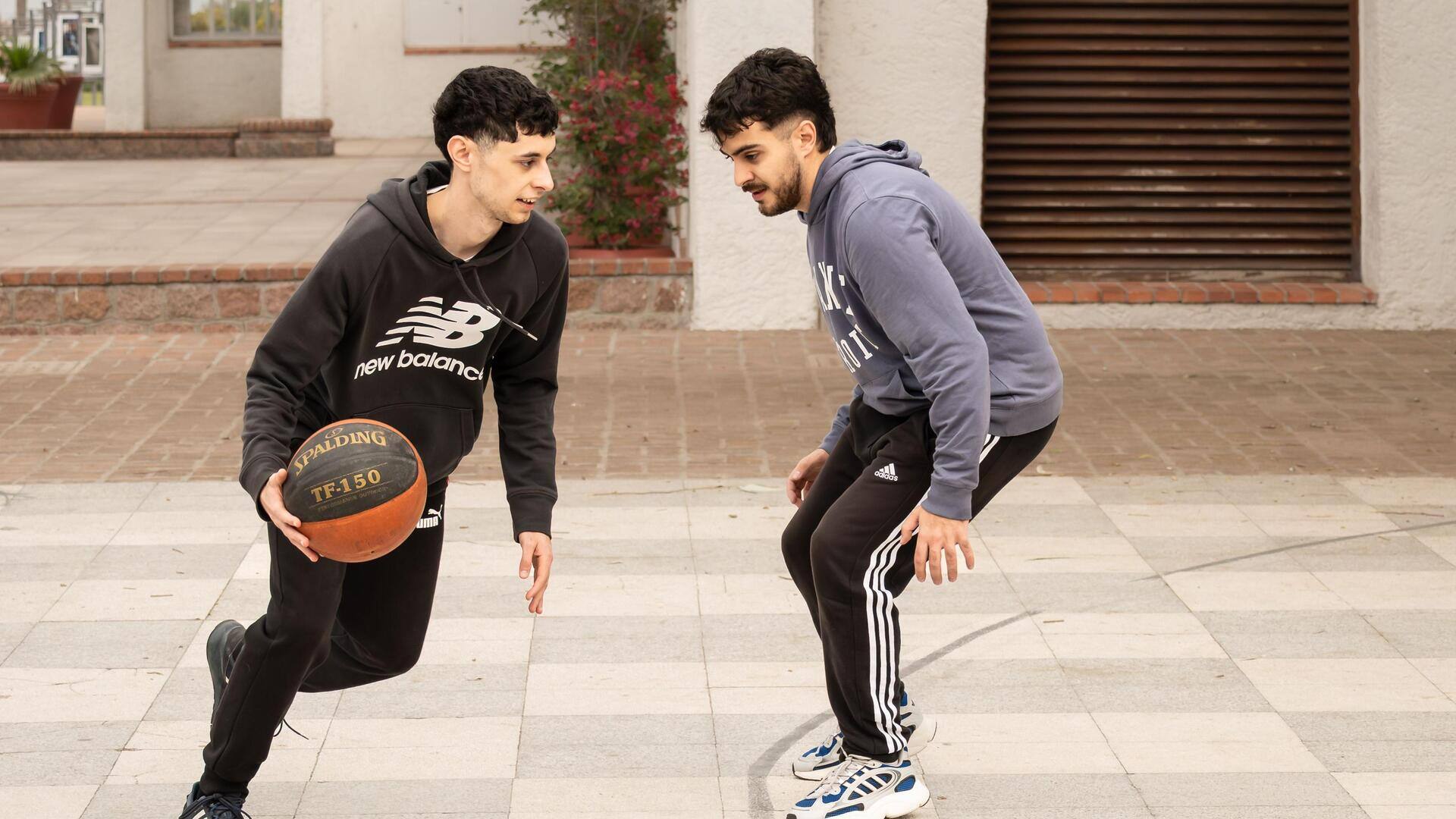 Seni menggiring bola basket yang sempurna