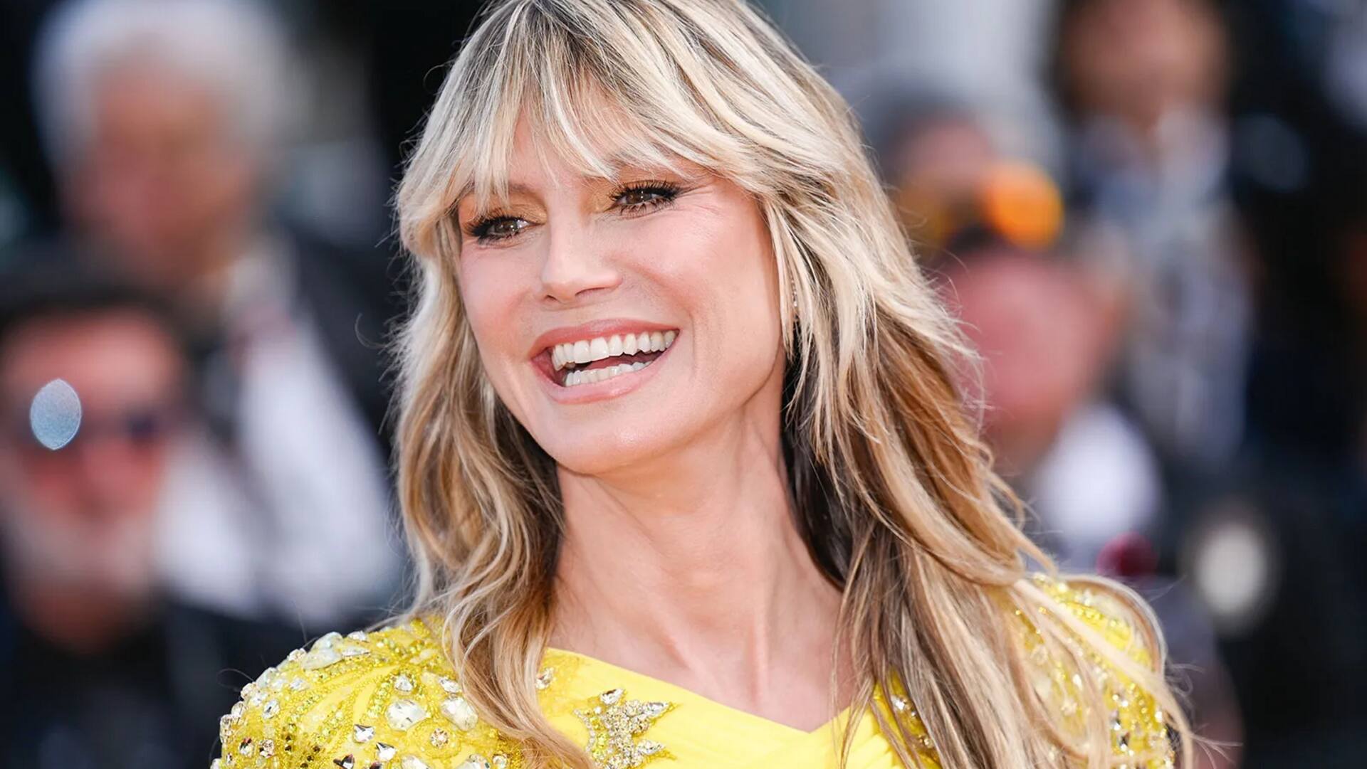 Praktik yoga mengejutkan di Hollywood