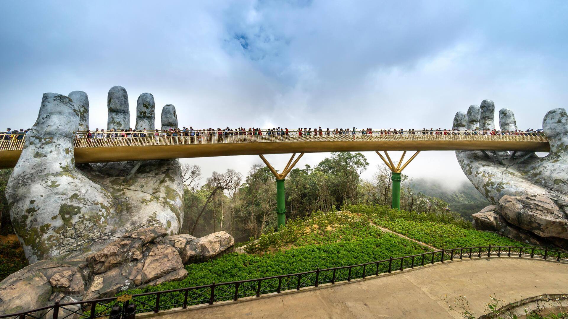 Menjelajahi Taman Tersembunyi di Da Nang, Vietnam