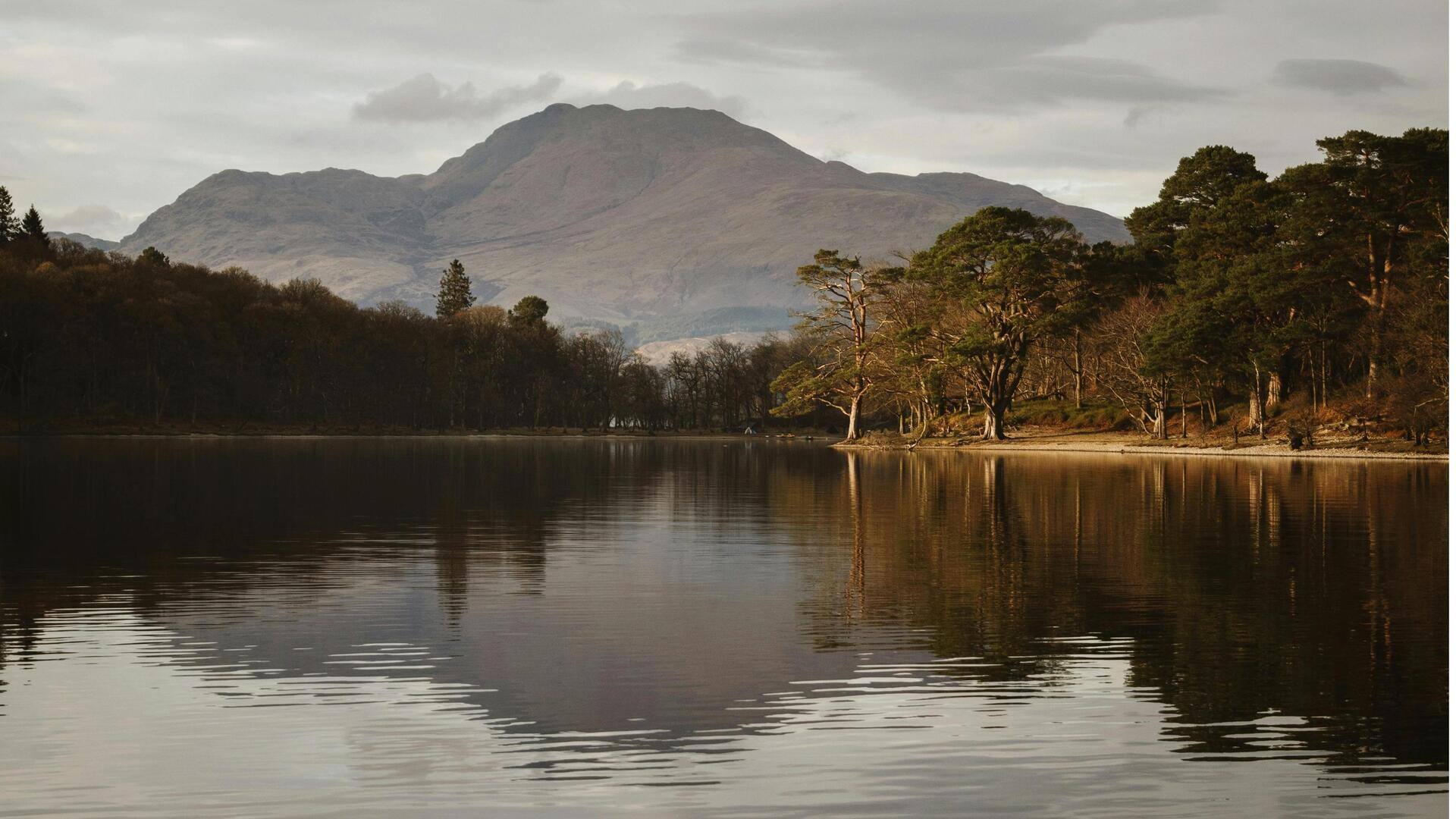 Jelajahi Loch Tersembunyi di Skotlandia