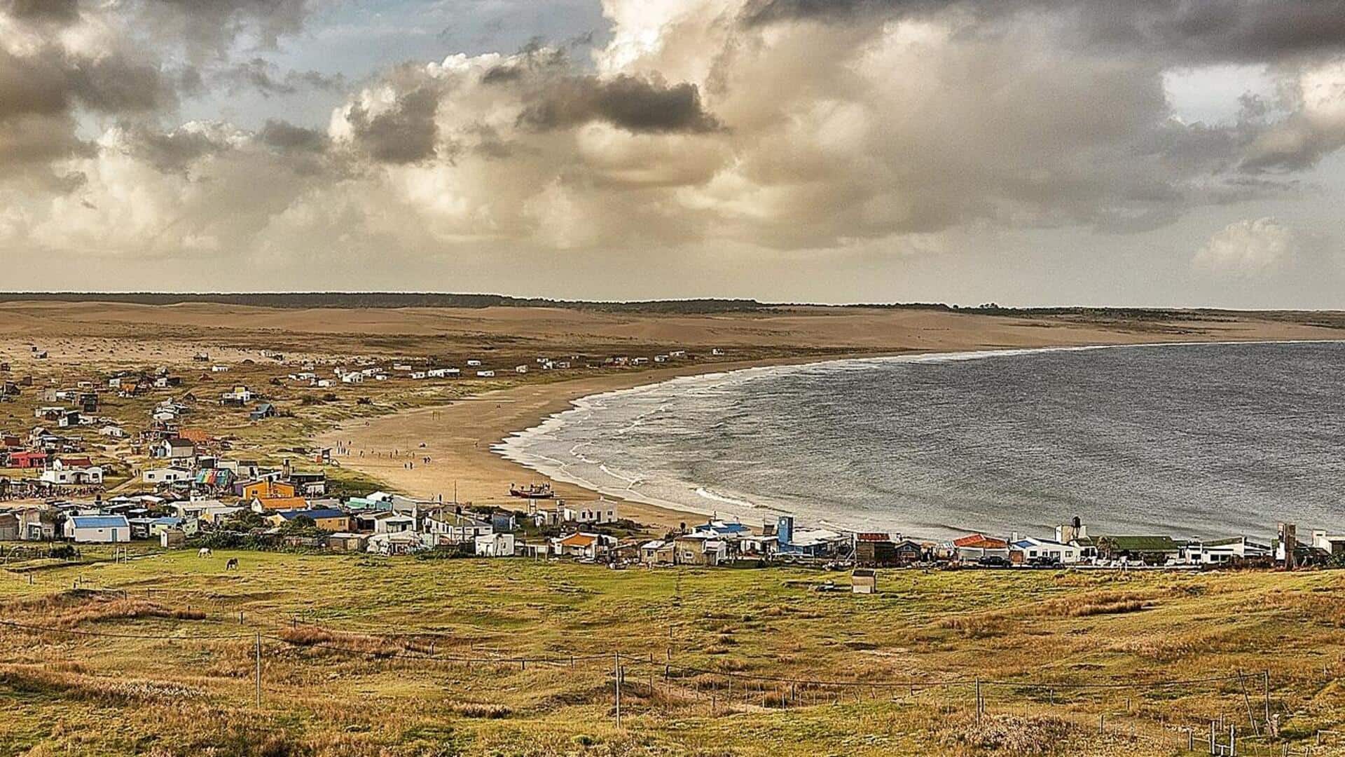 Menemukan Pantai-Pantai Sepi di Uruguay