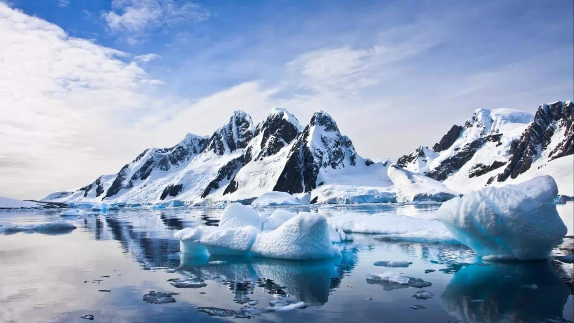 Jelajahi Keindahan Di Pulau Petermann, Antartika