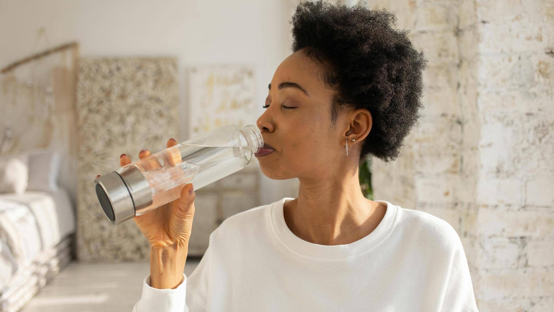 Lima cara praktis menjaga kesegaran air minum lebih lama