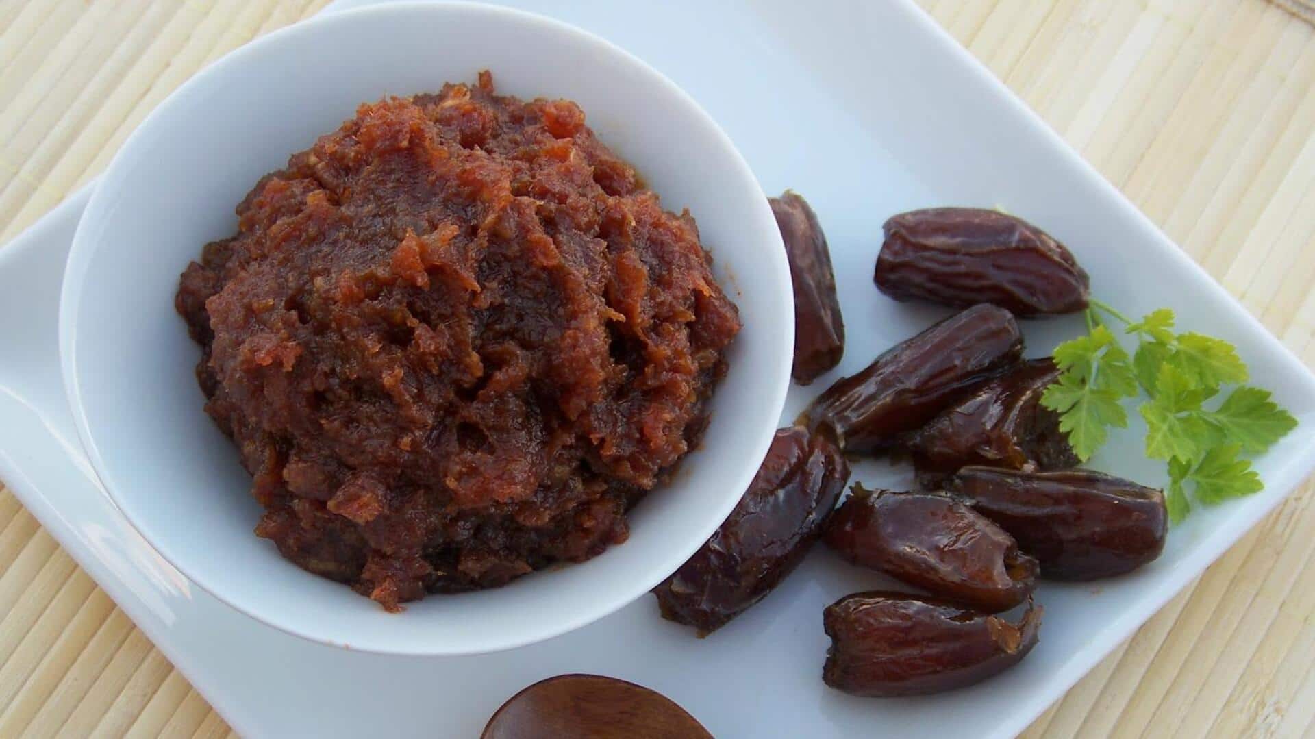 Mencicipi Chutney Berbasis Kurma Terbaik di India