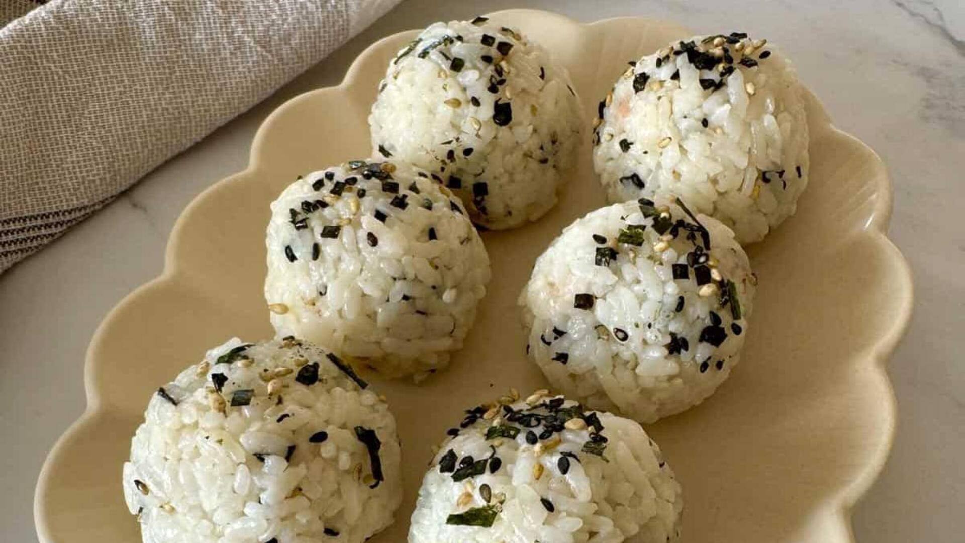 Menikmati Hidangan Penutup Berbasis Nasi Melati yang Menggugah Selera