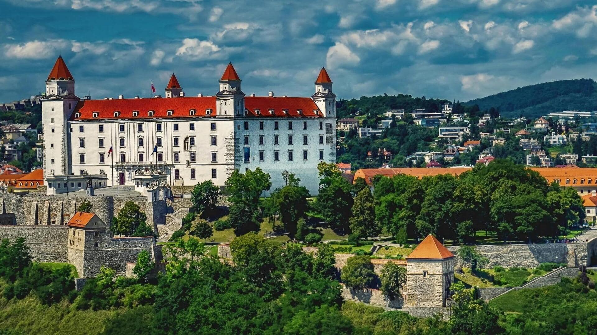 Menemukan Pesona Kastil Slovakia