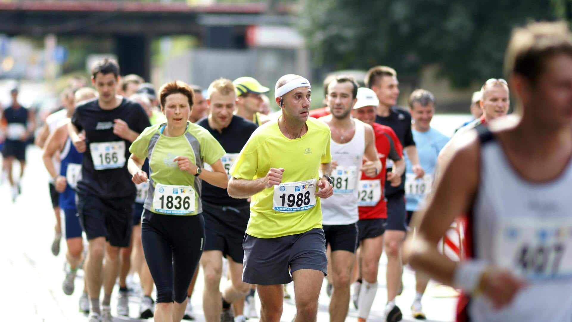 Mengapa pelari maraton membawa gel energi?