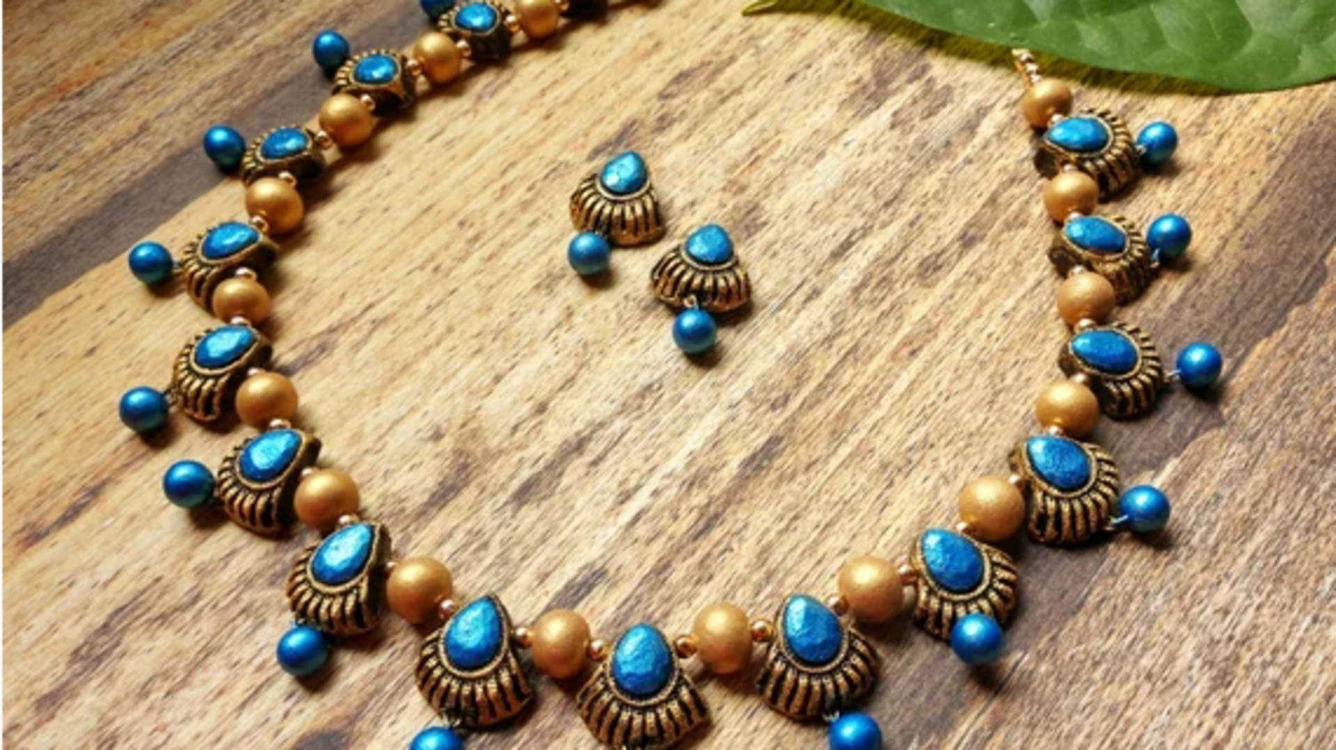 Kalung Terra Cotta: Tingkatkan gaya musim dingin Anda