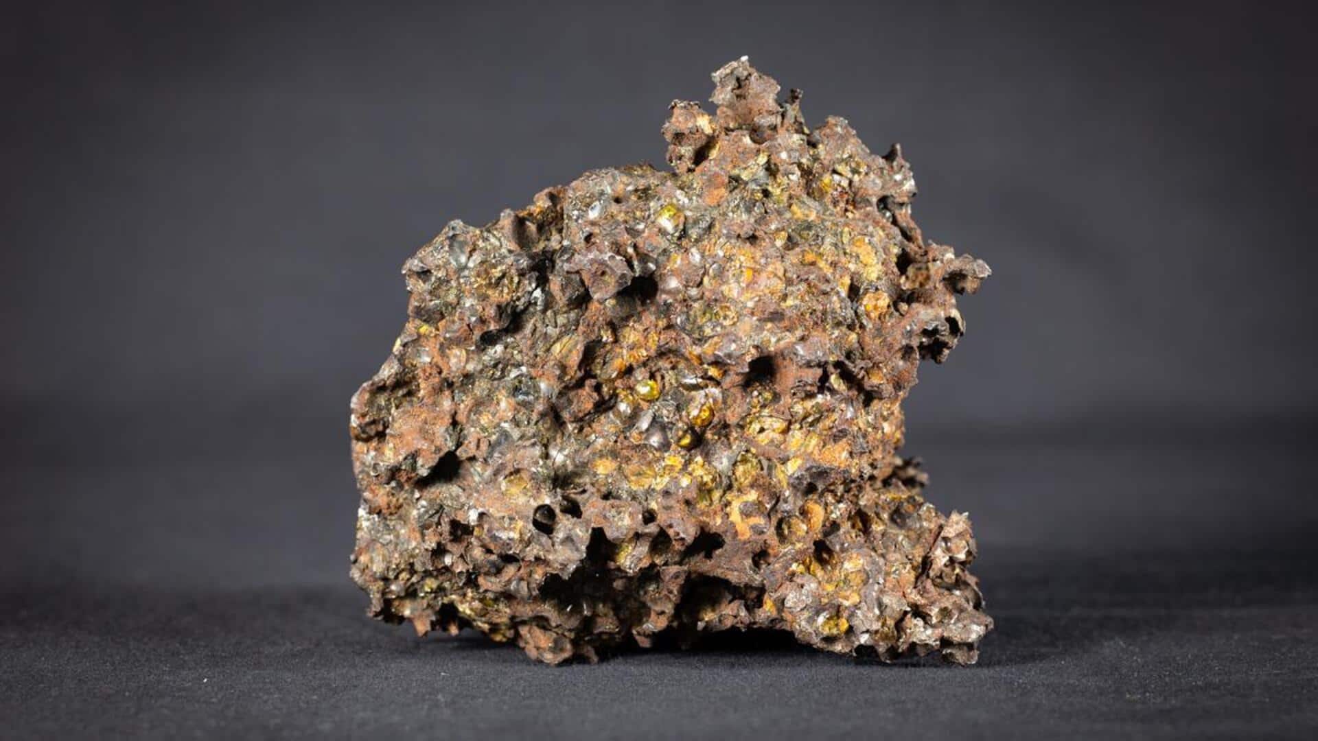 Lima Mineral Langka yang Hanya Ditemukan di Meteor