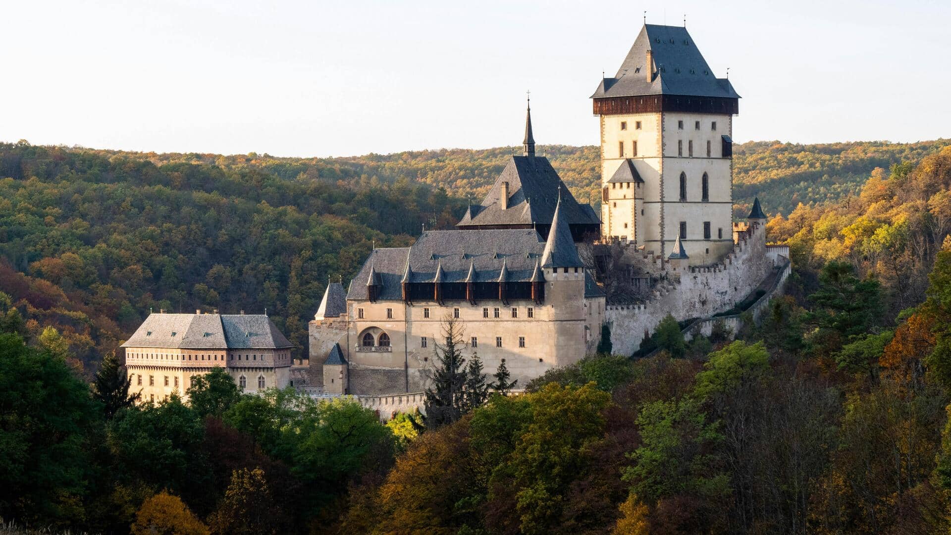 Perjalanan Terbaik dari Praha untuk Melarikan Diri ke Pedesaan Indah