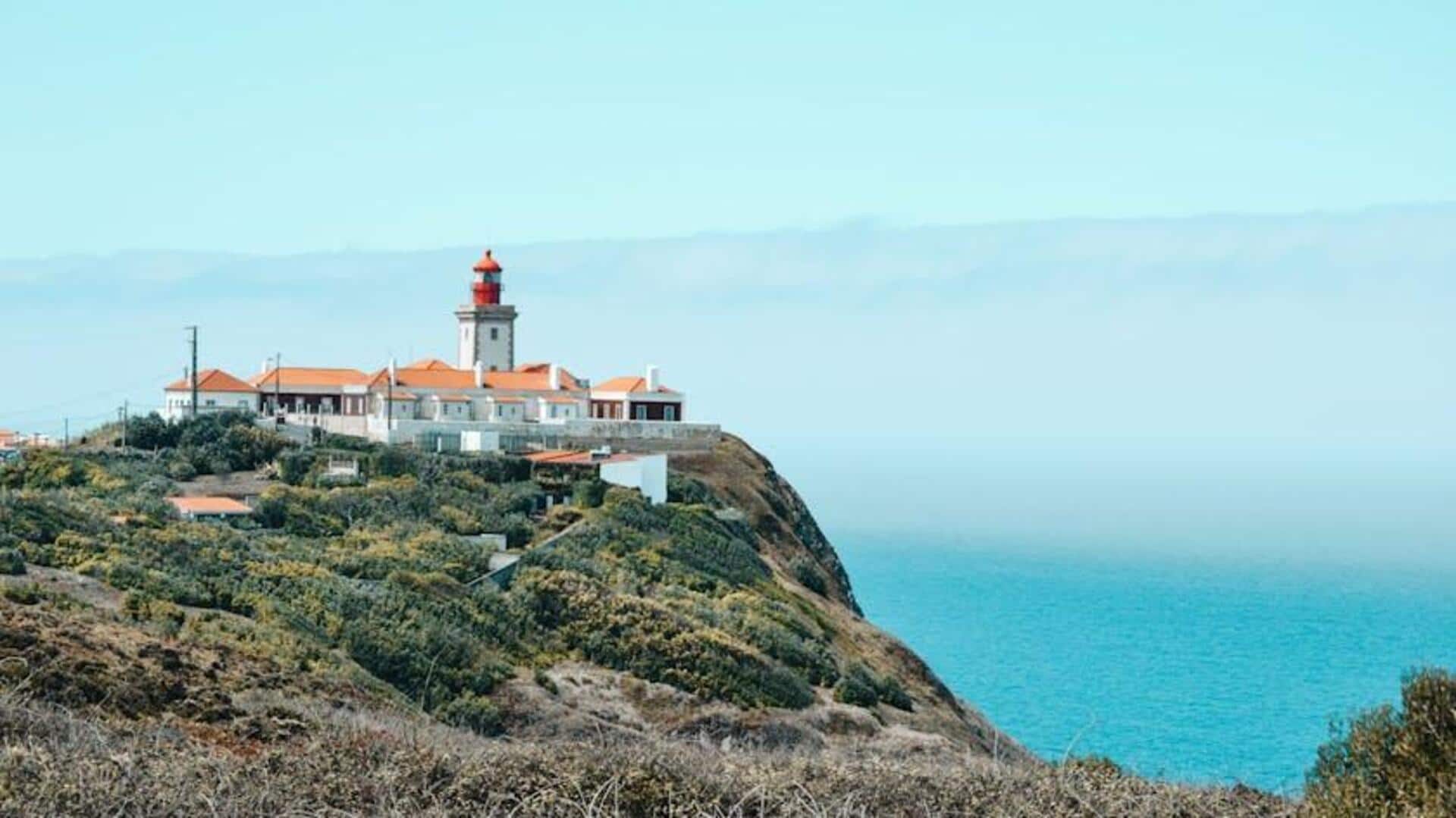 Menjelajahi Mercusuar Indah di Garis Pantai Portugal