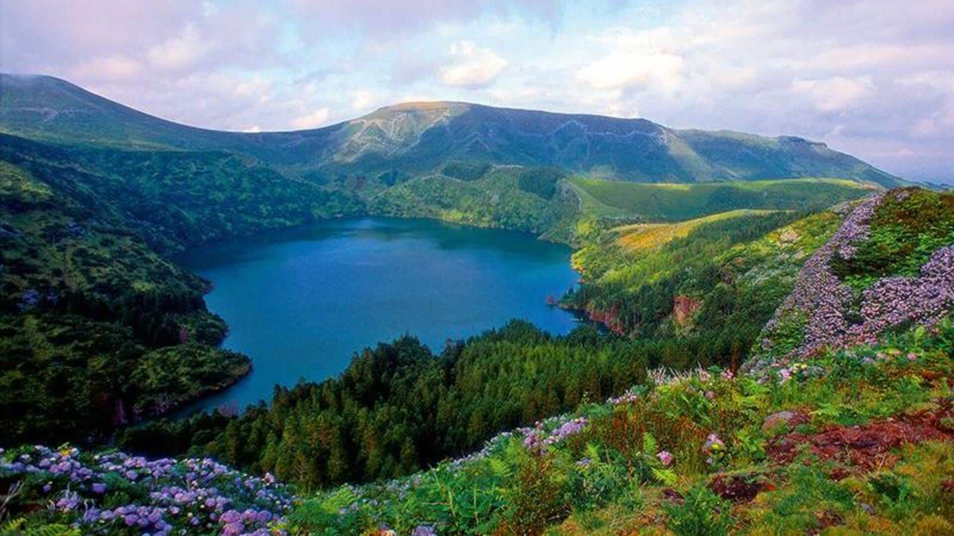 Menjelajahi Keindahan Pulau Flores Di Azores, Portugal