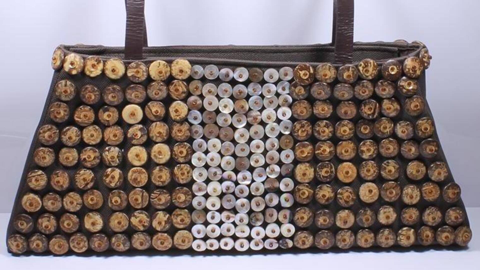 Lima gaya tas kancing kelapa untuk musim semi India