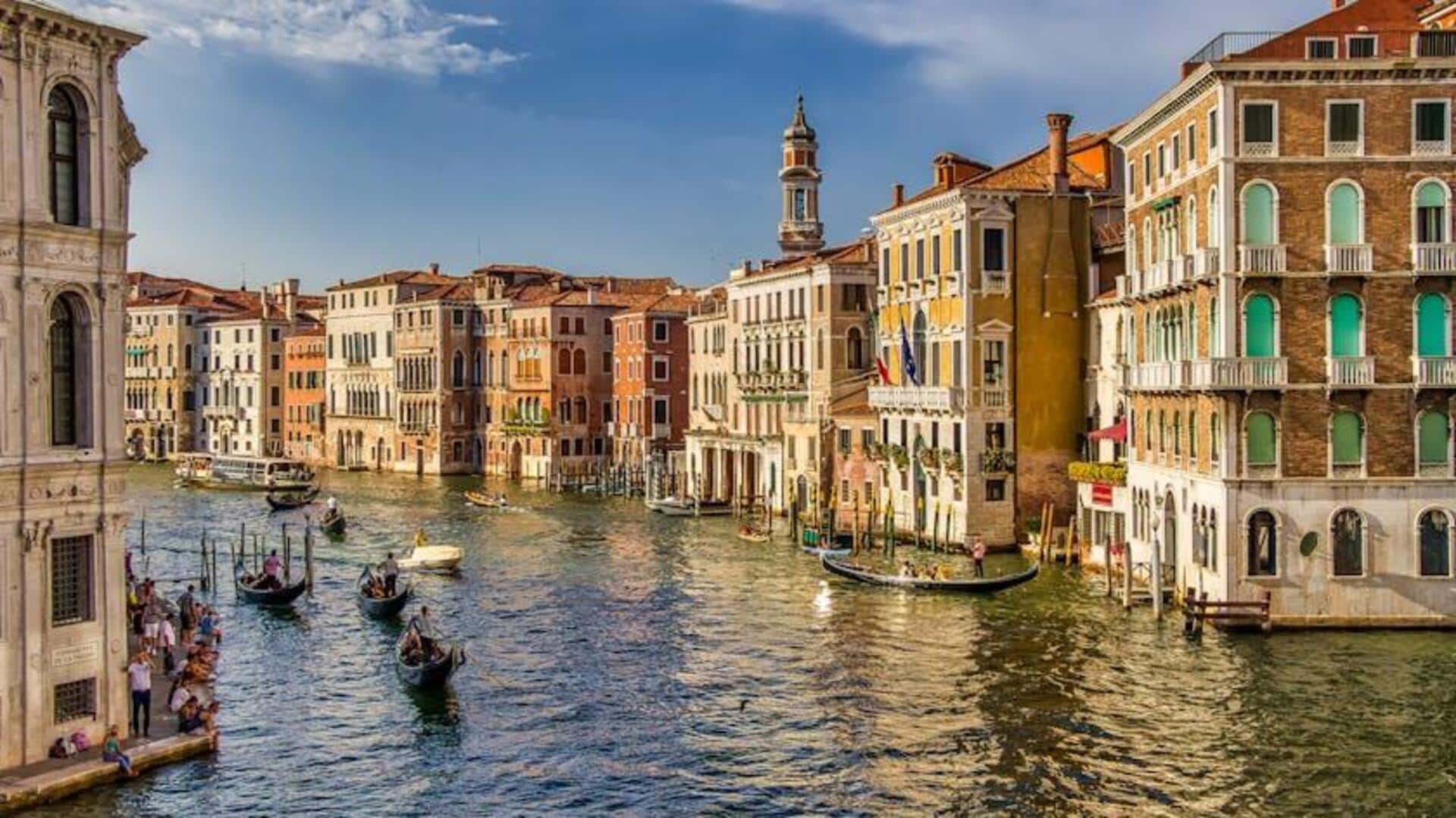 Menjelajahi Lorong Tersembunyi di Venesia, Italia
