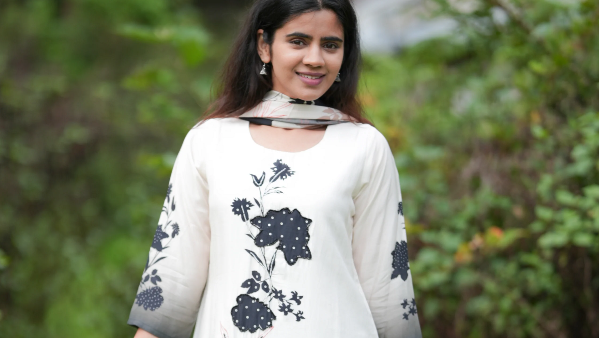 Kurti modern untuk setiap musim