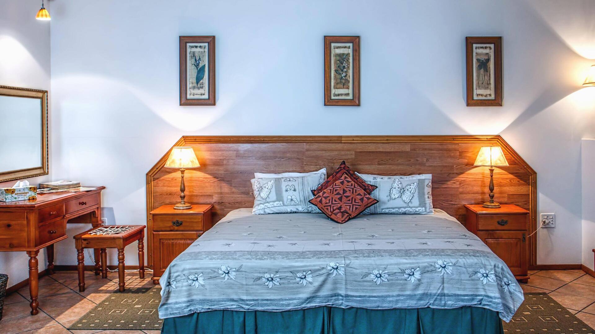 Ubah seprai lama menjadi bantal rumah trendi