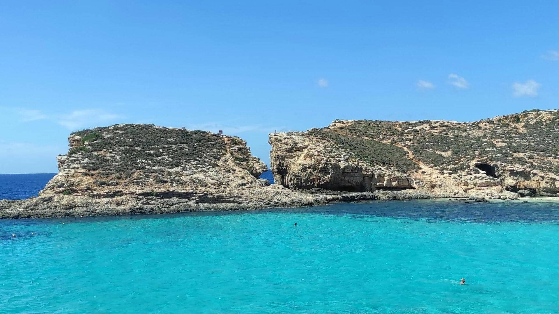 Menemukan Pantai-Pantai Tersembunyi di Malta Menemukan Pantai-Pantai Tersembunyi di Malta