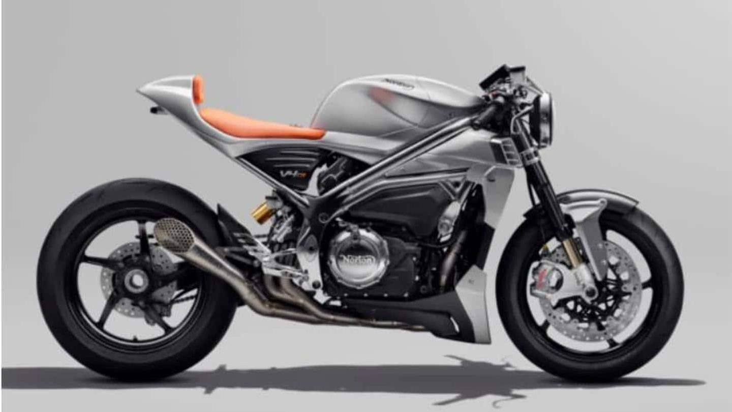 Motor ini memiliki knalpot miring ke atas dan roda hitam Motor ini memiliki knalpot miring ke atas dan roda hitam