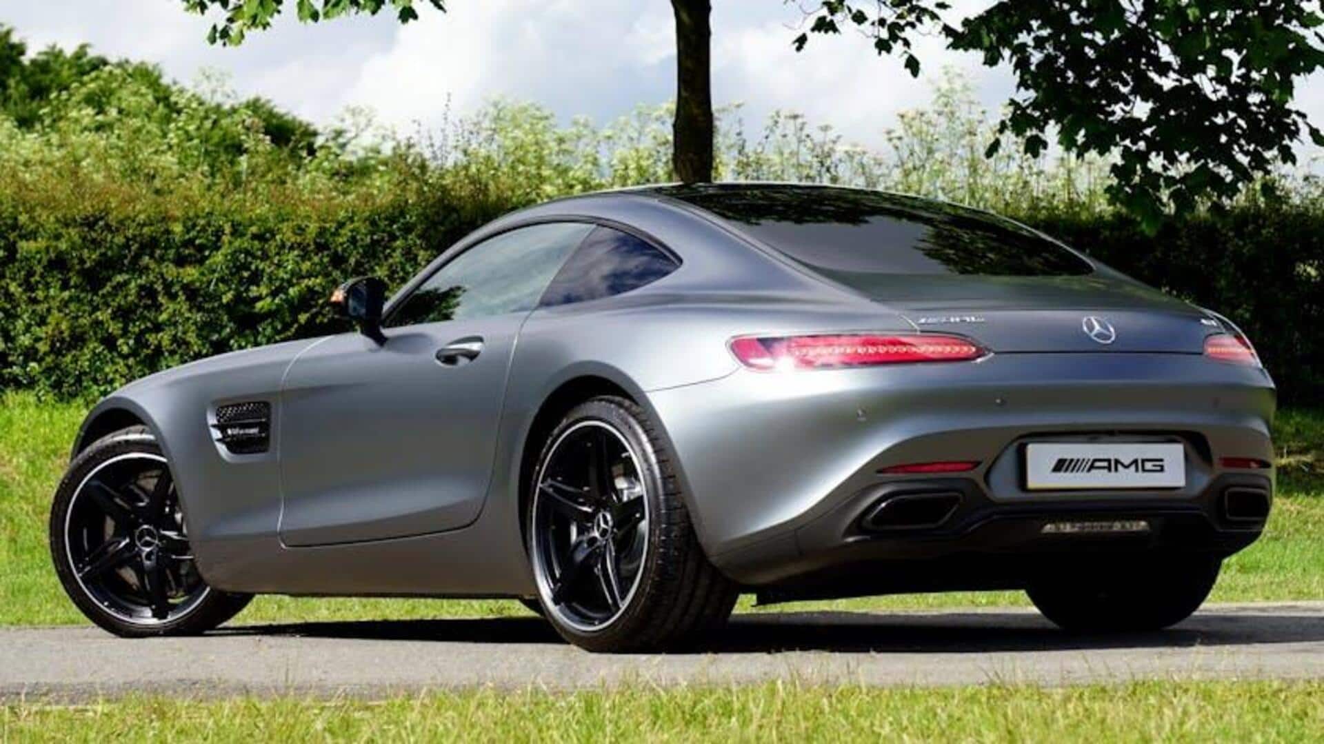 Mobil Mewah Menetapkan Standar Keamanan Baru