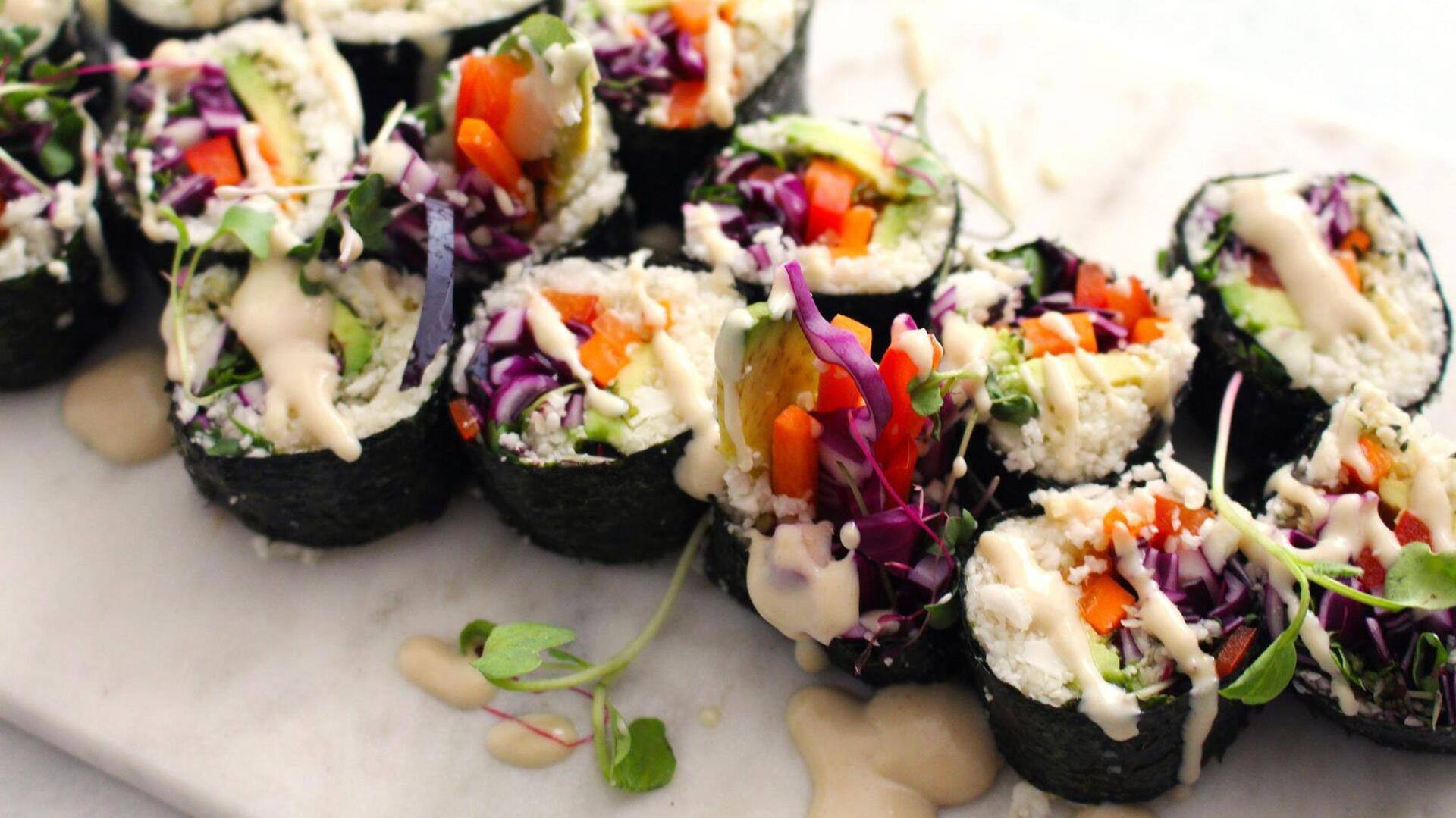 Menikmati Gulungan Sushi Vegetarian dengan Perpaduan Chutney Tradisional