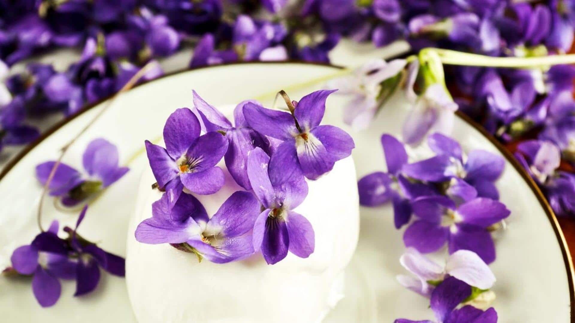 Bunga Edible Terbaik untuk Meningkatkan Cita Rasa Hidangan Penutup