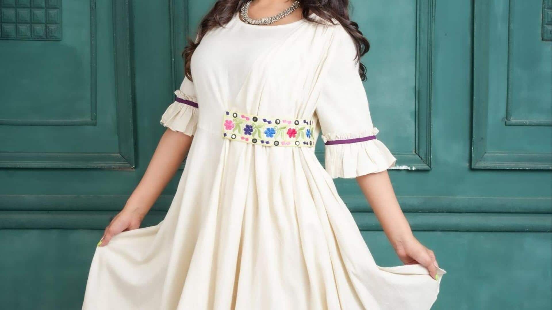 Desain khadi yang eksklusif untuk musim panas India