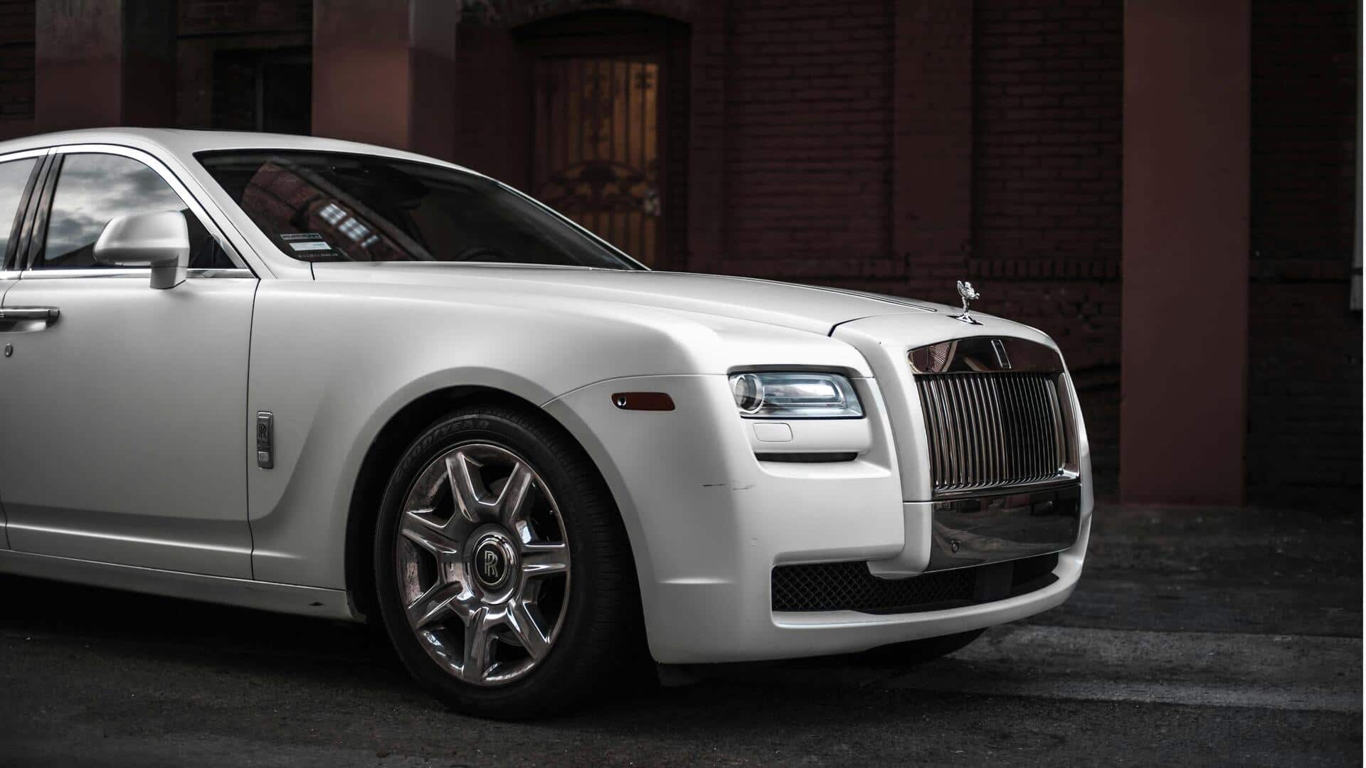 Kabin Hening Terbaik di Mobil Mewah