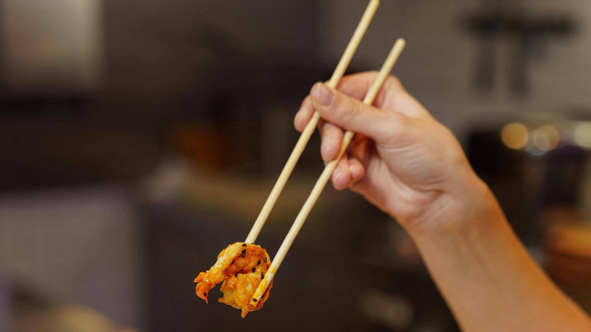 Penggunaan cerdas sumpit untuk organisasi rumah