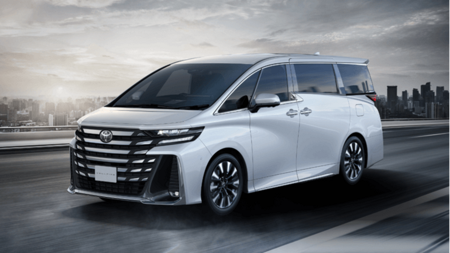 Minivan Toyota Vellfire 2024 vs model 2023 Periksa peningkatannya