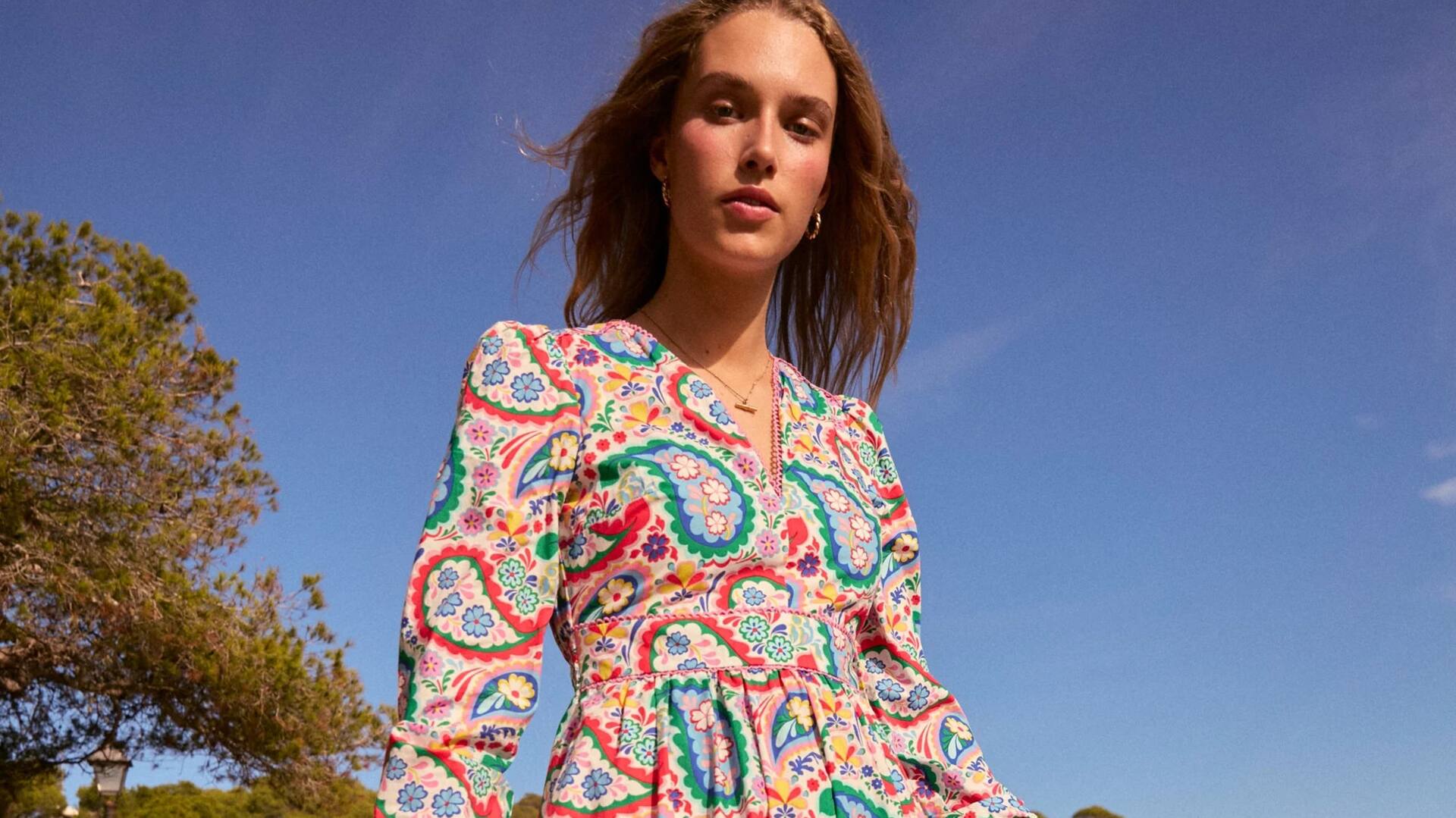 Pola paisley: Kombinasi baru untuk gaya modern