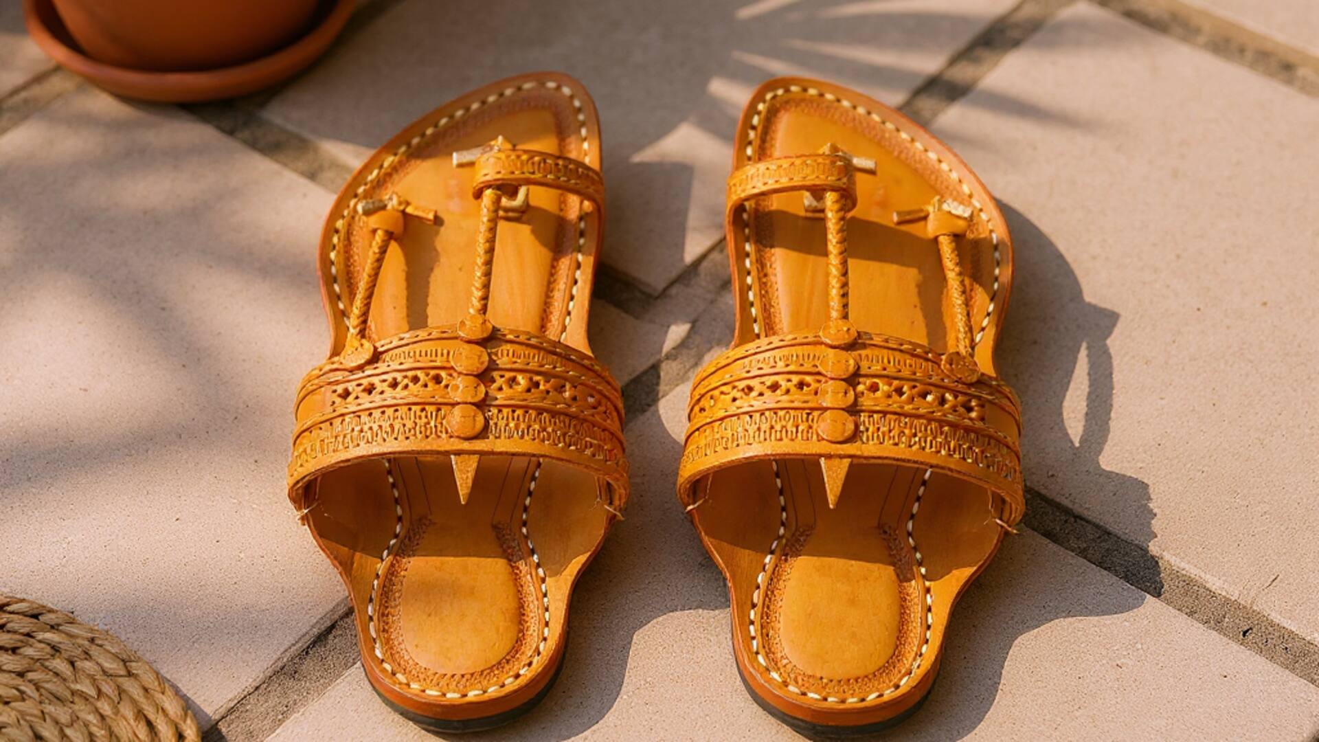 Lima cara musim dingin untuk memadukan Kolhapuri Chappal