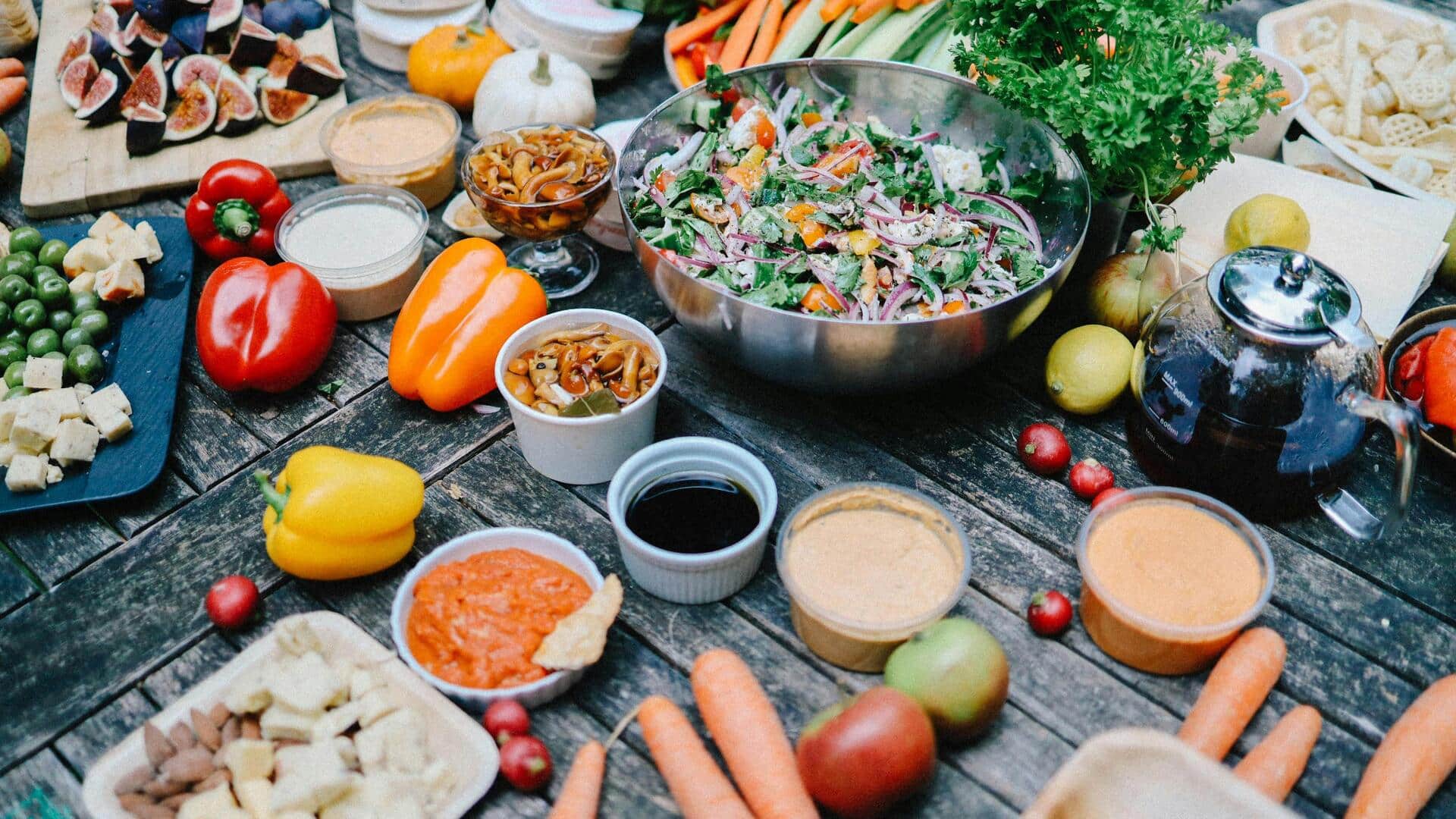 Menyimpan sisa makanan dengan vakum untuk kesegaran lebih lama