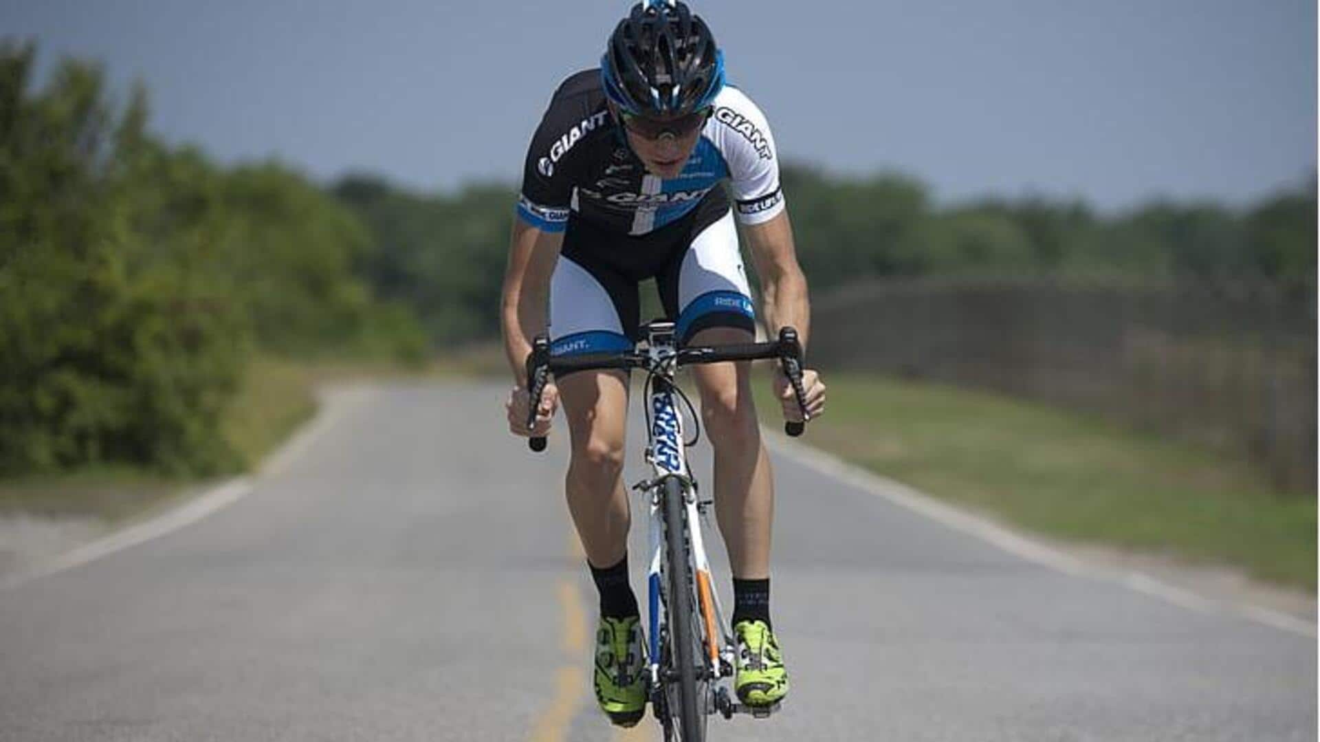 Mengapa pembalap sepeda memakai celana empuk?