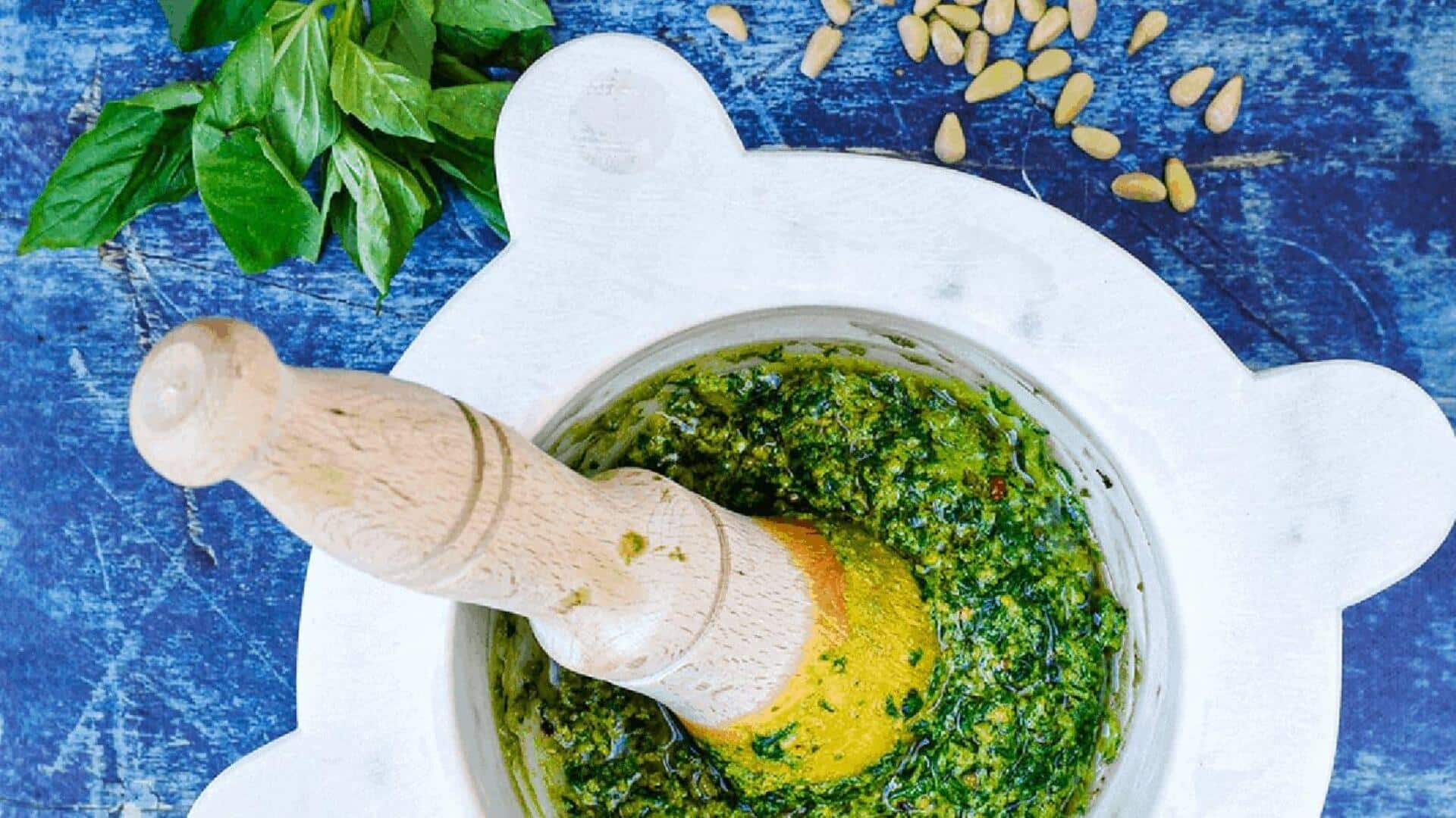 Masak kreasi pesto vegan Italia ini dengan resep berikut