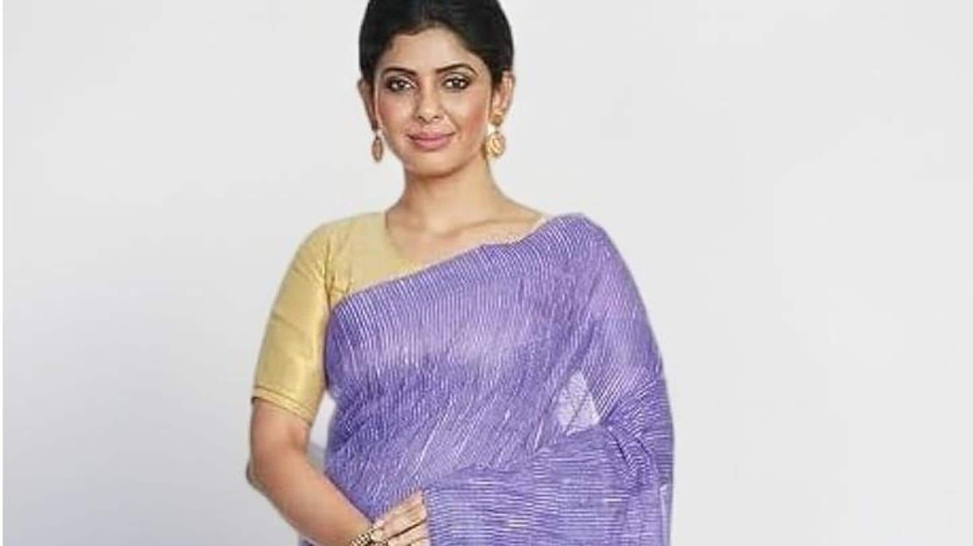 Sari transparan abadi: Gaya sempurna untuk musim berkabut