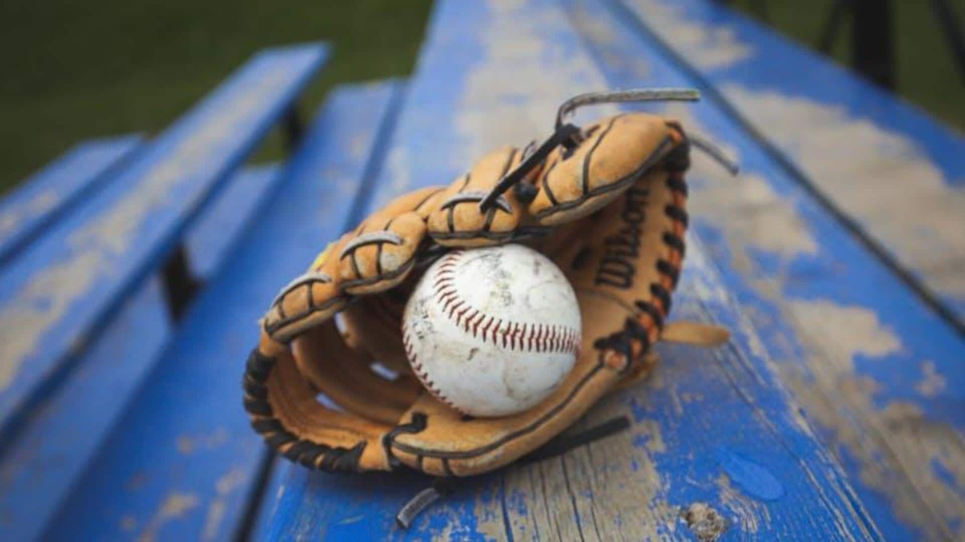 Mengapa sarung tangan baseball memiliki jaring?