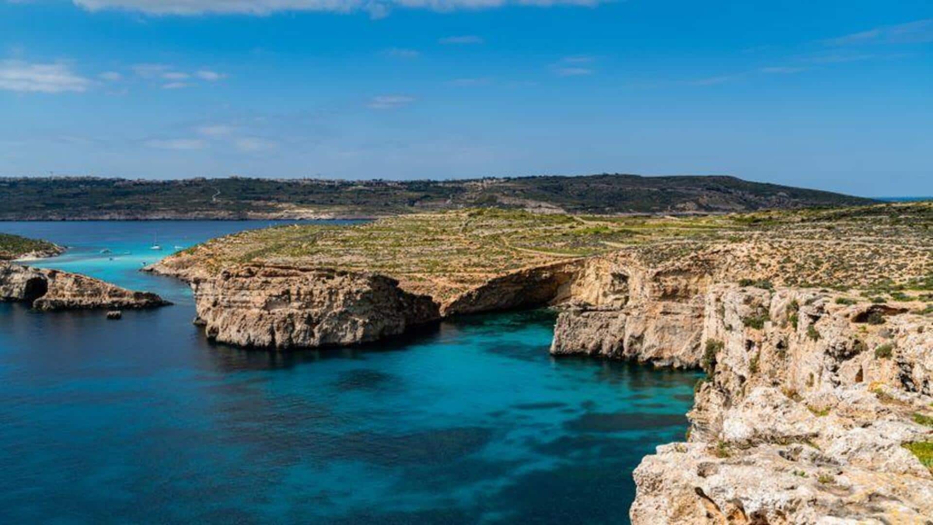 Menjelajahi Jalan Kuno dan Pantai Malta yang Memesona